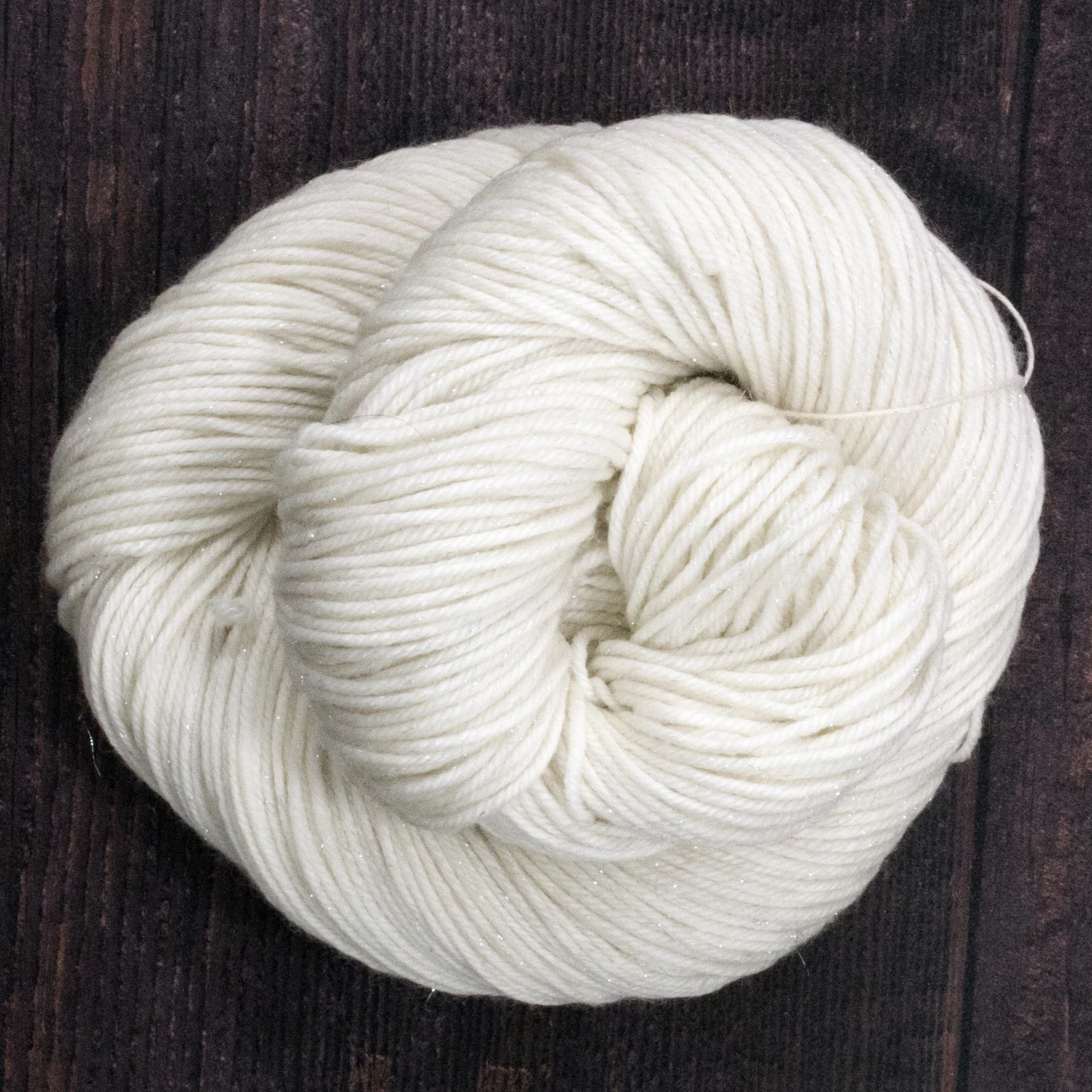 Type 49234 SW Silver Sparkle DK 75% Superwash Merino Wool 20% Nylon 5% Silver Stellina Sparkle 100g Hanks 212m per 100g 4/8.5nm