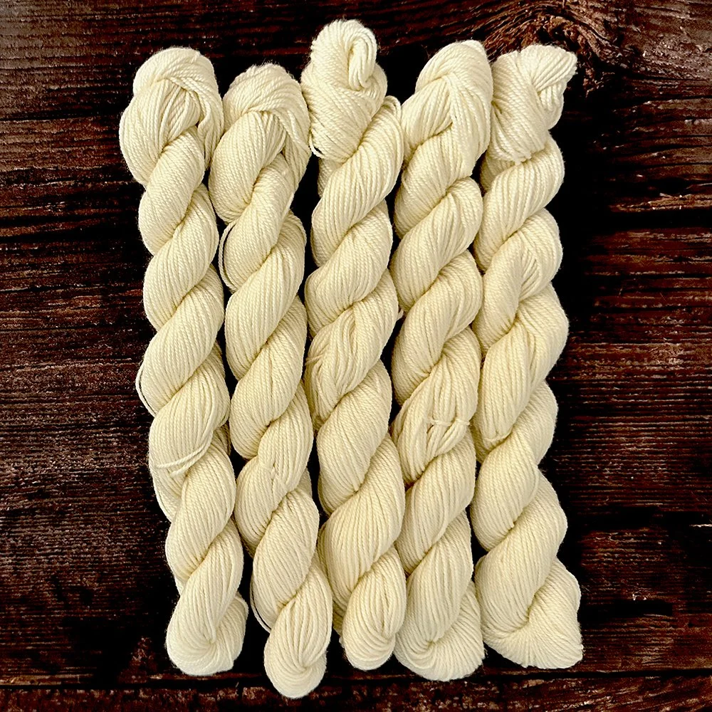 MCS Silky 4ply Minis - Type - 49178m 