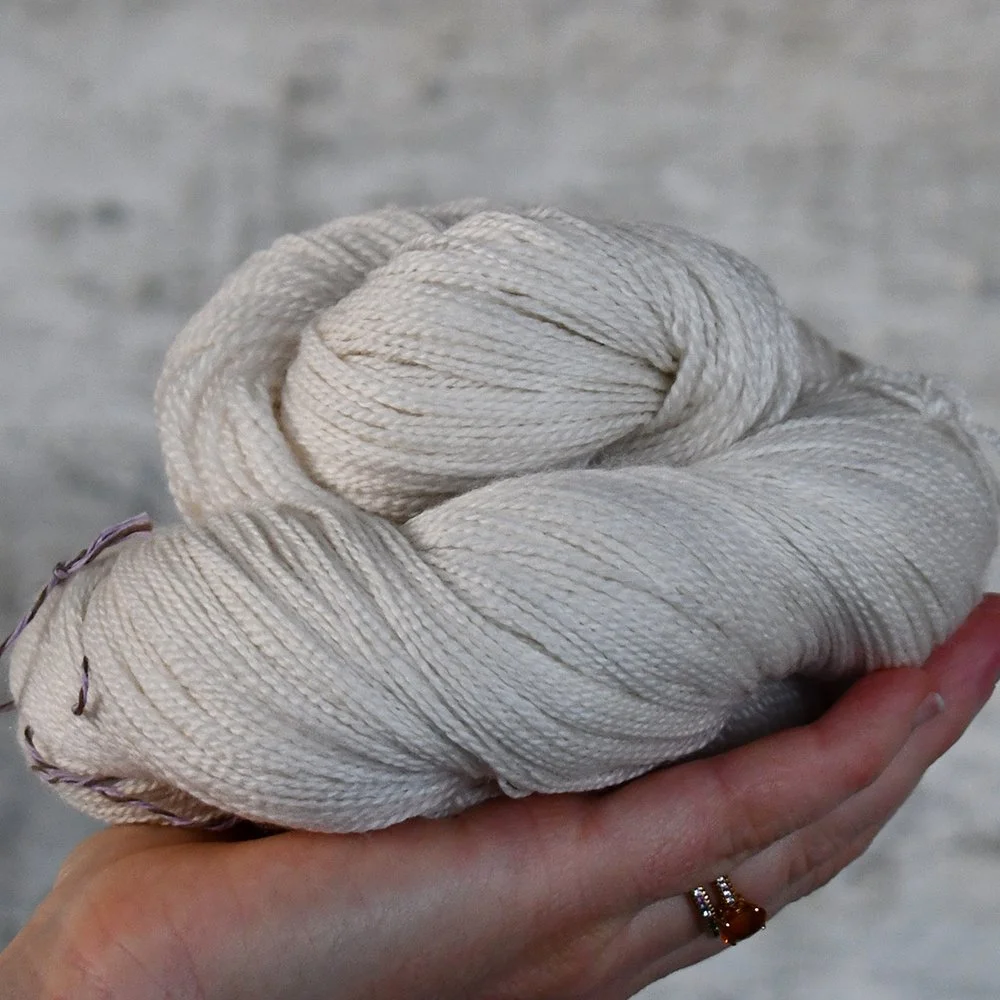 Lush Lace 600 - Type 49033