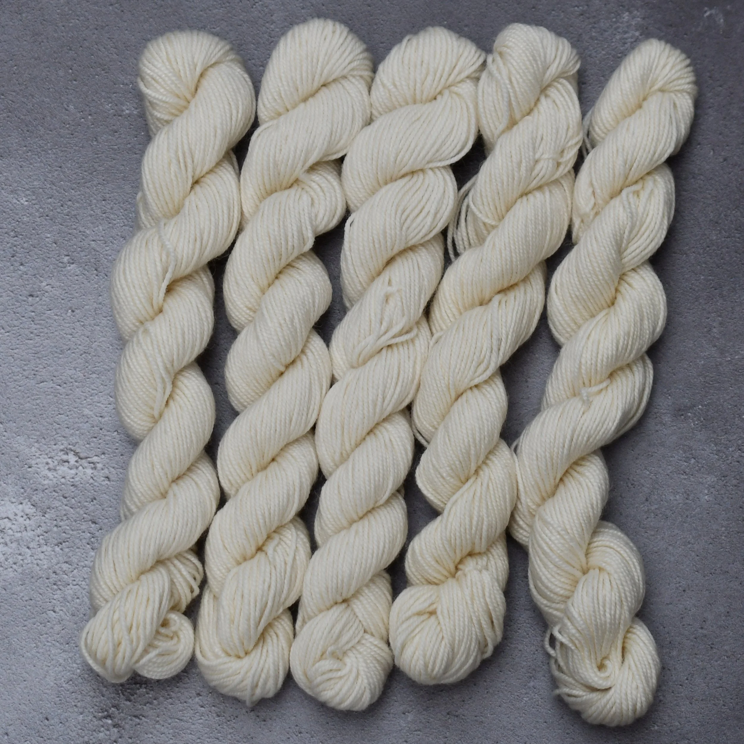 Bluefaced Silky Sport Minis Type - 49155m