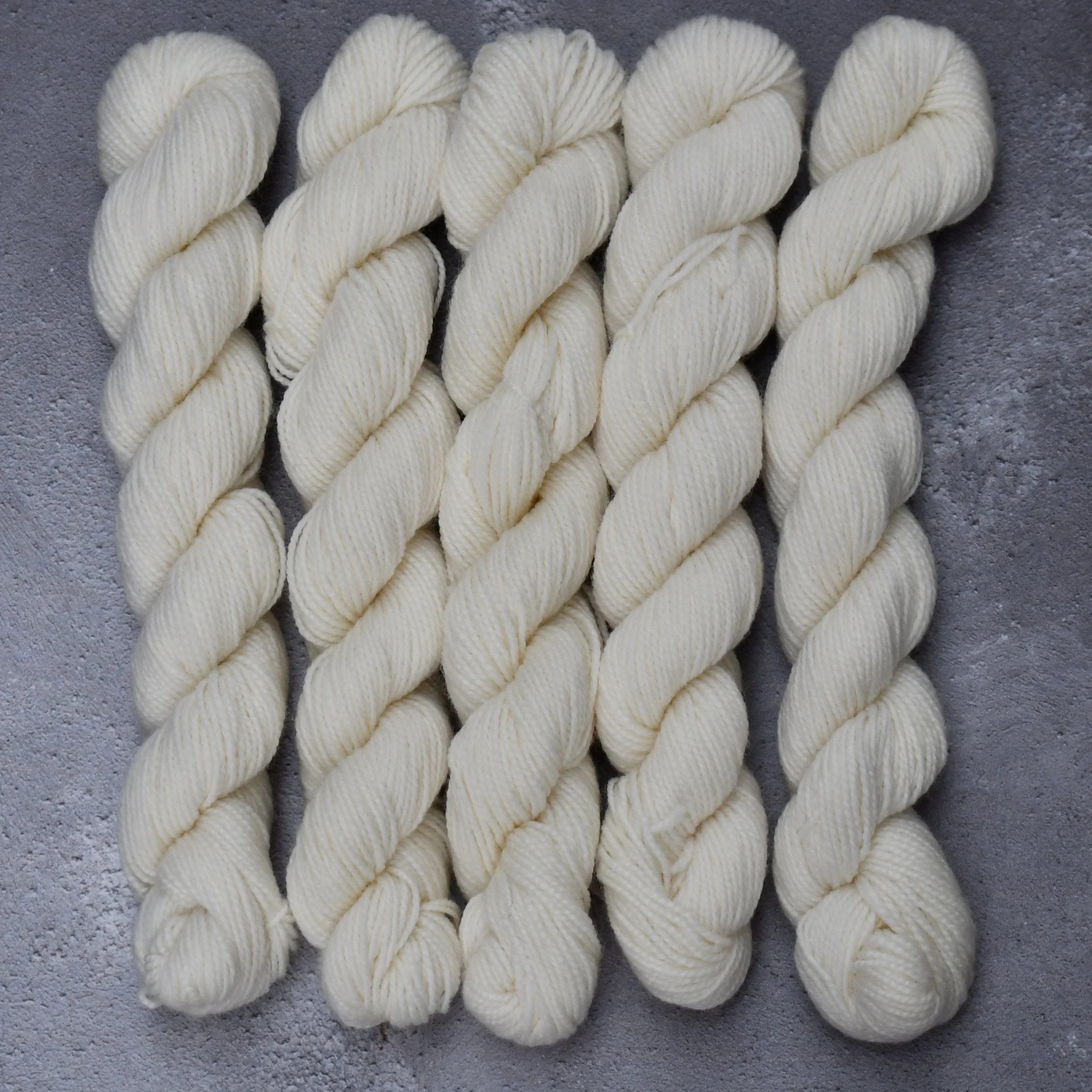 Falkland Merino minis Type 49192m