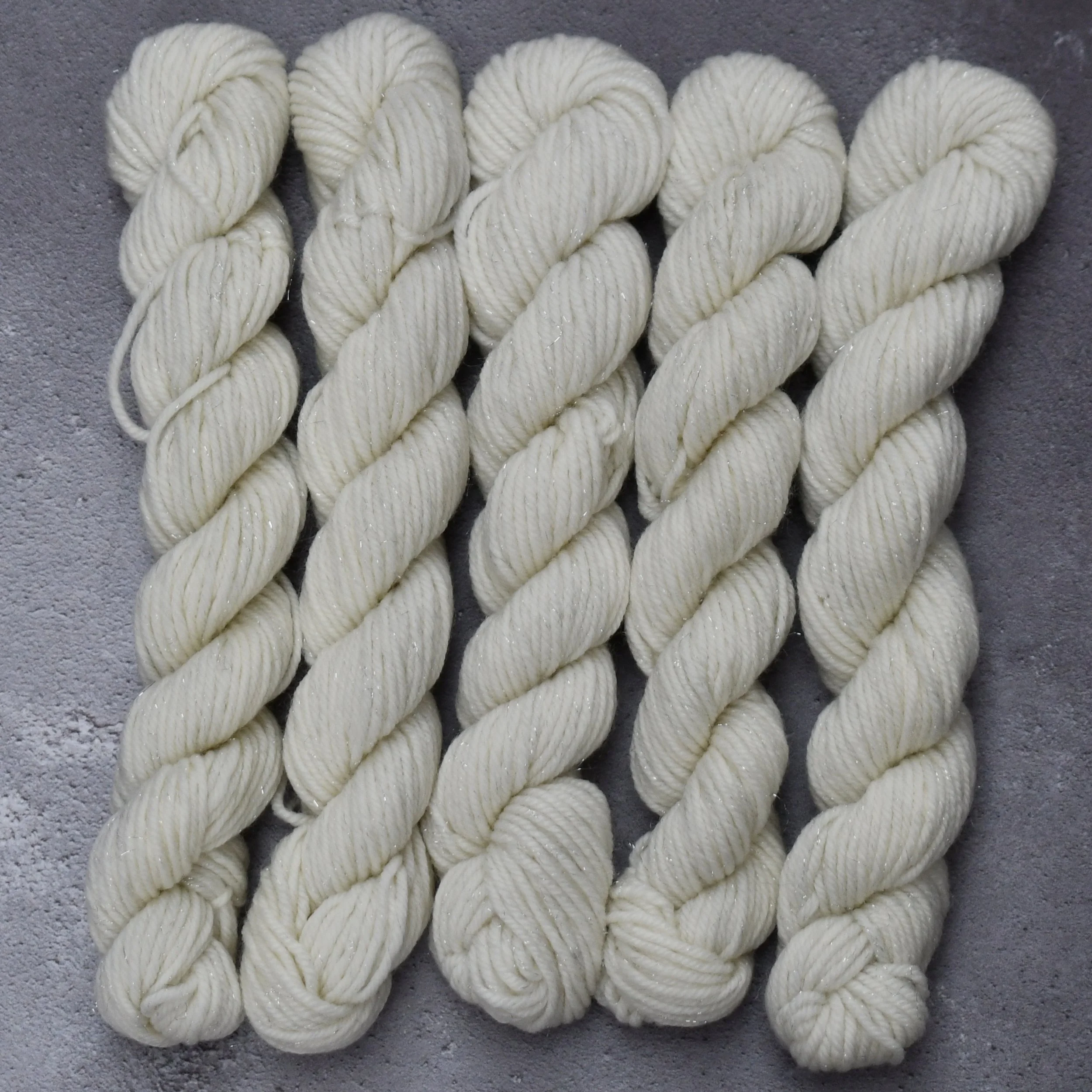 SW Silver Sparkle DK minis - Type - 49234M