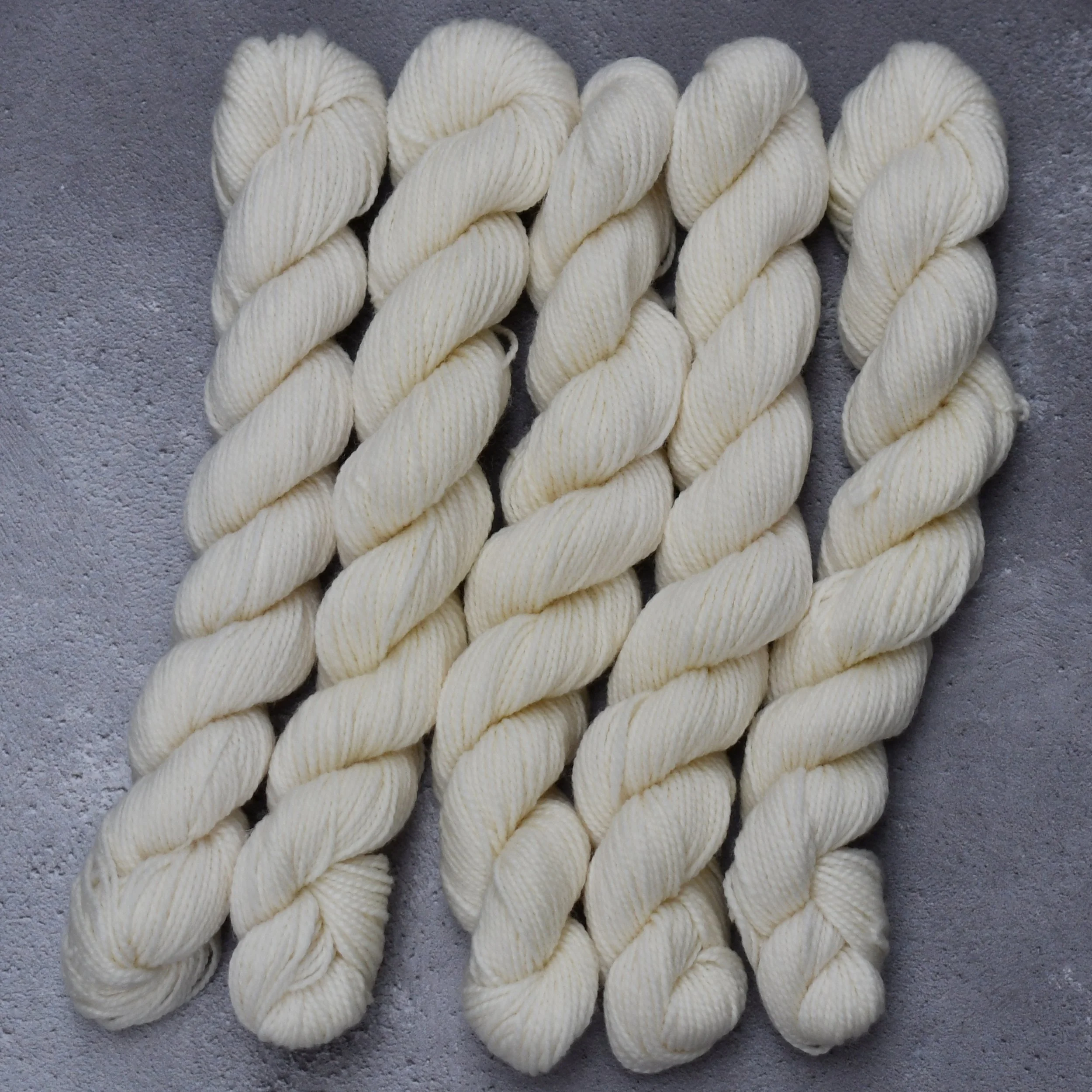 Sheila’s Gold Sock Minis - Type 49128M