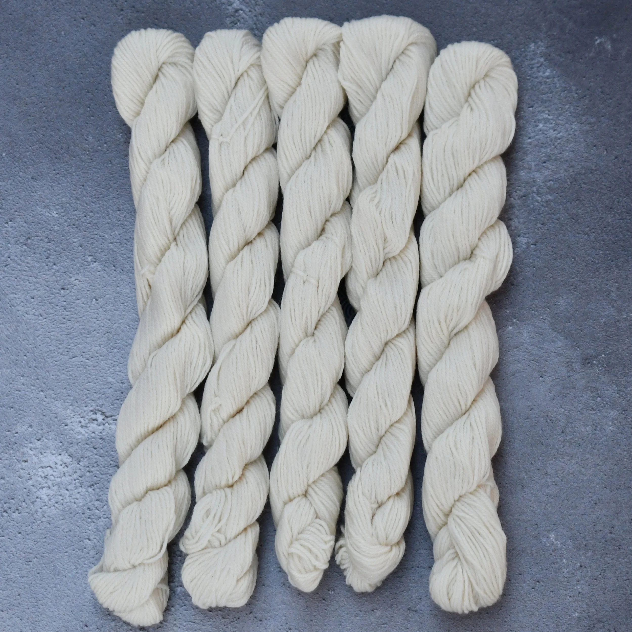 Fine Organic Quarter round Minis - Type - 49188m