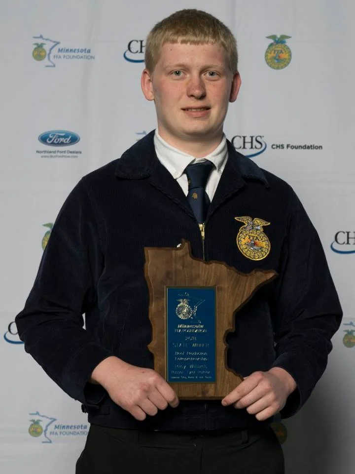 Beef Production Entrepreneurship Riley Williams Russel-Tyler-Ruthton Sponsored by: Greg, Karen & Nick Gosen