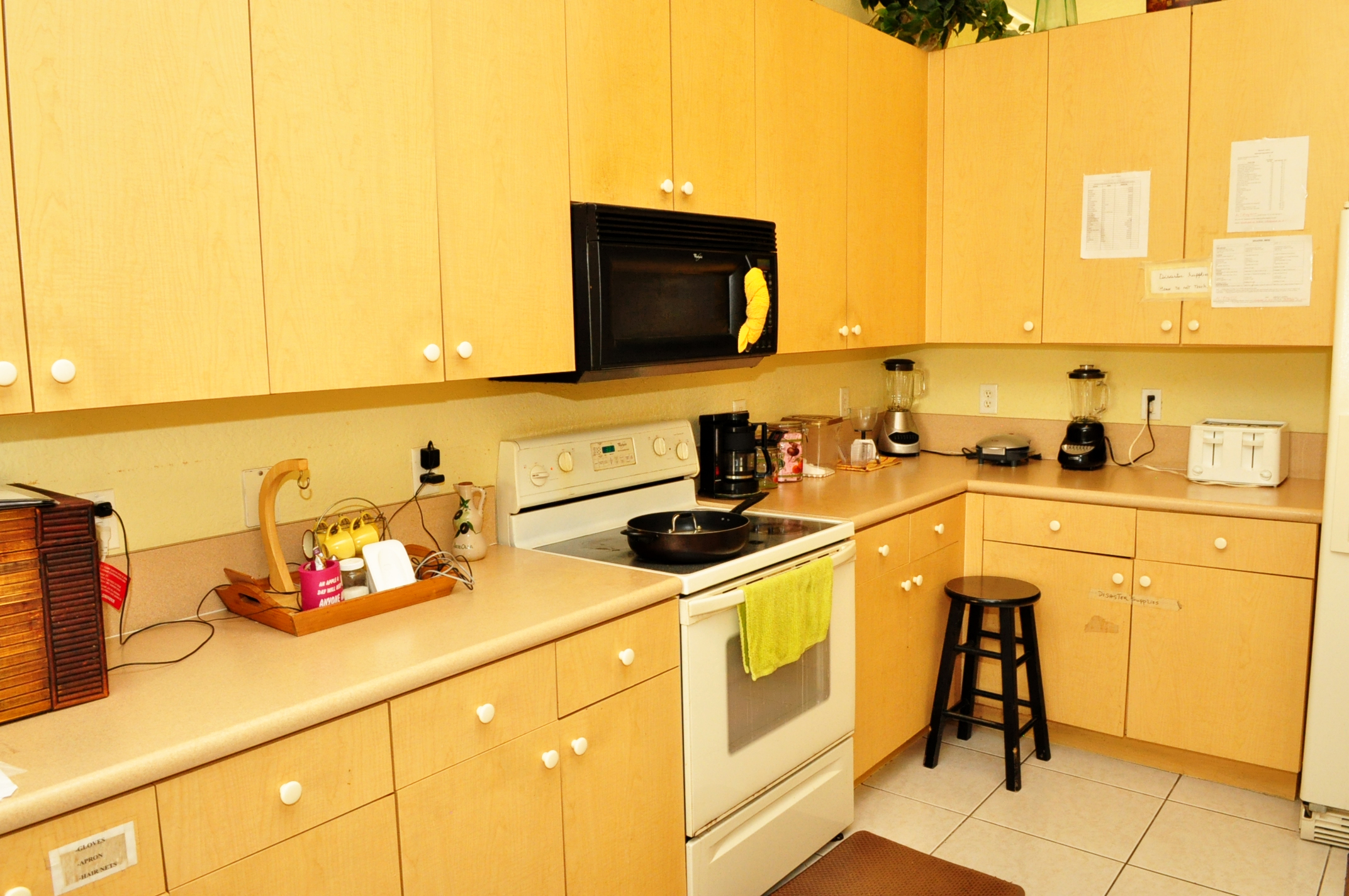 Side Angle of Kitchen.jpg