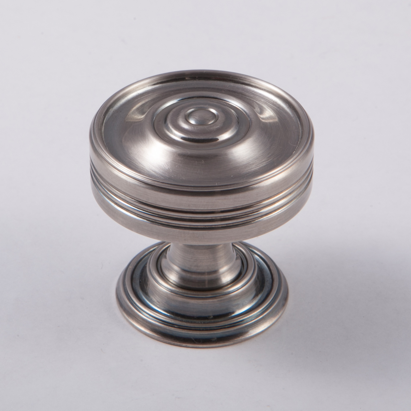 BURNISHED LIGHT ANTIQUE NICKEL