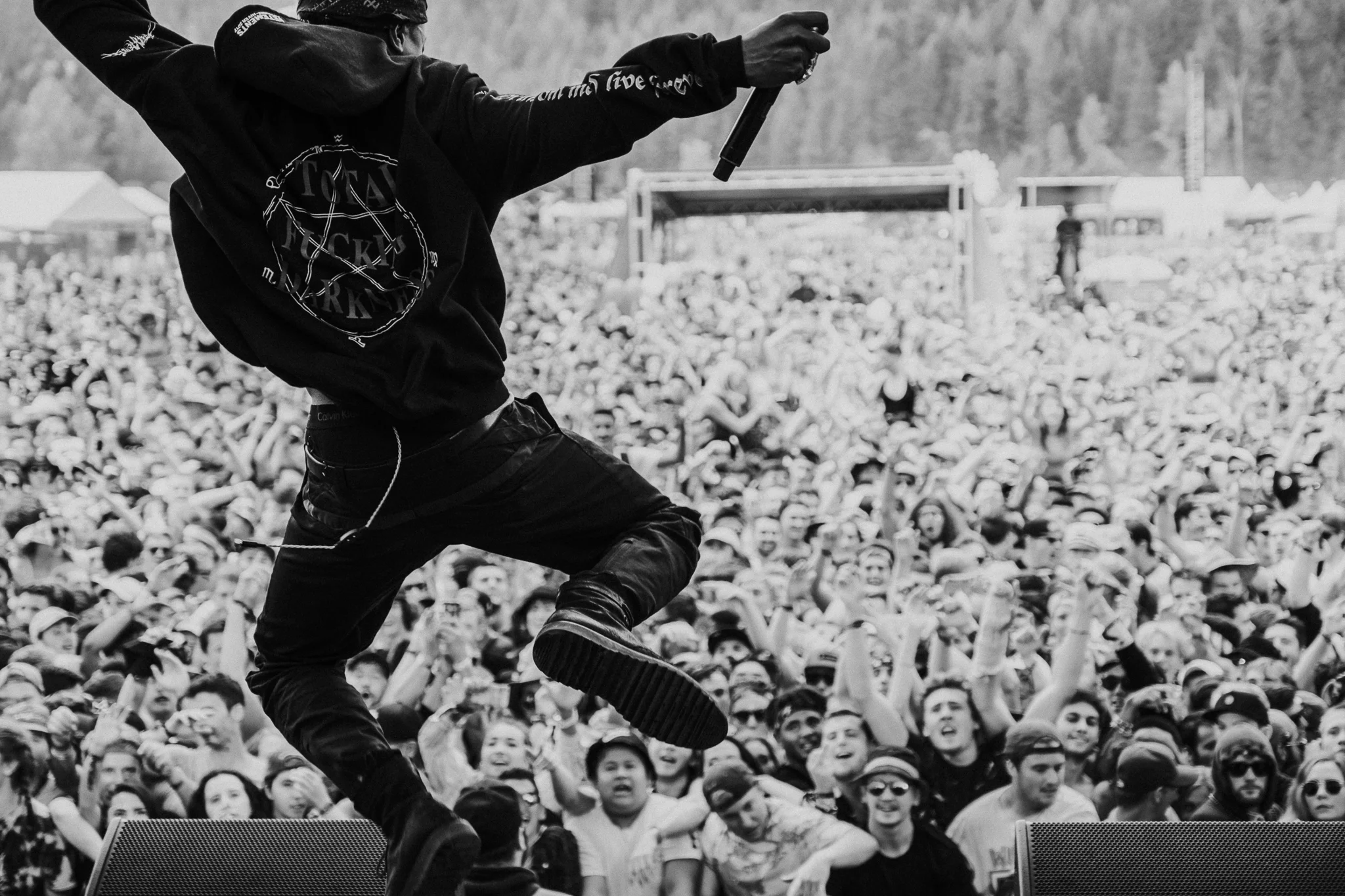 PEMBERTON16_DAY2_MEDIA_21_JOEYBADASS.jpg