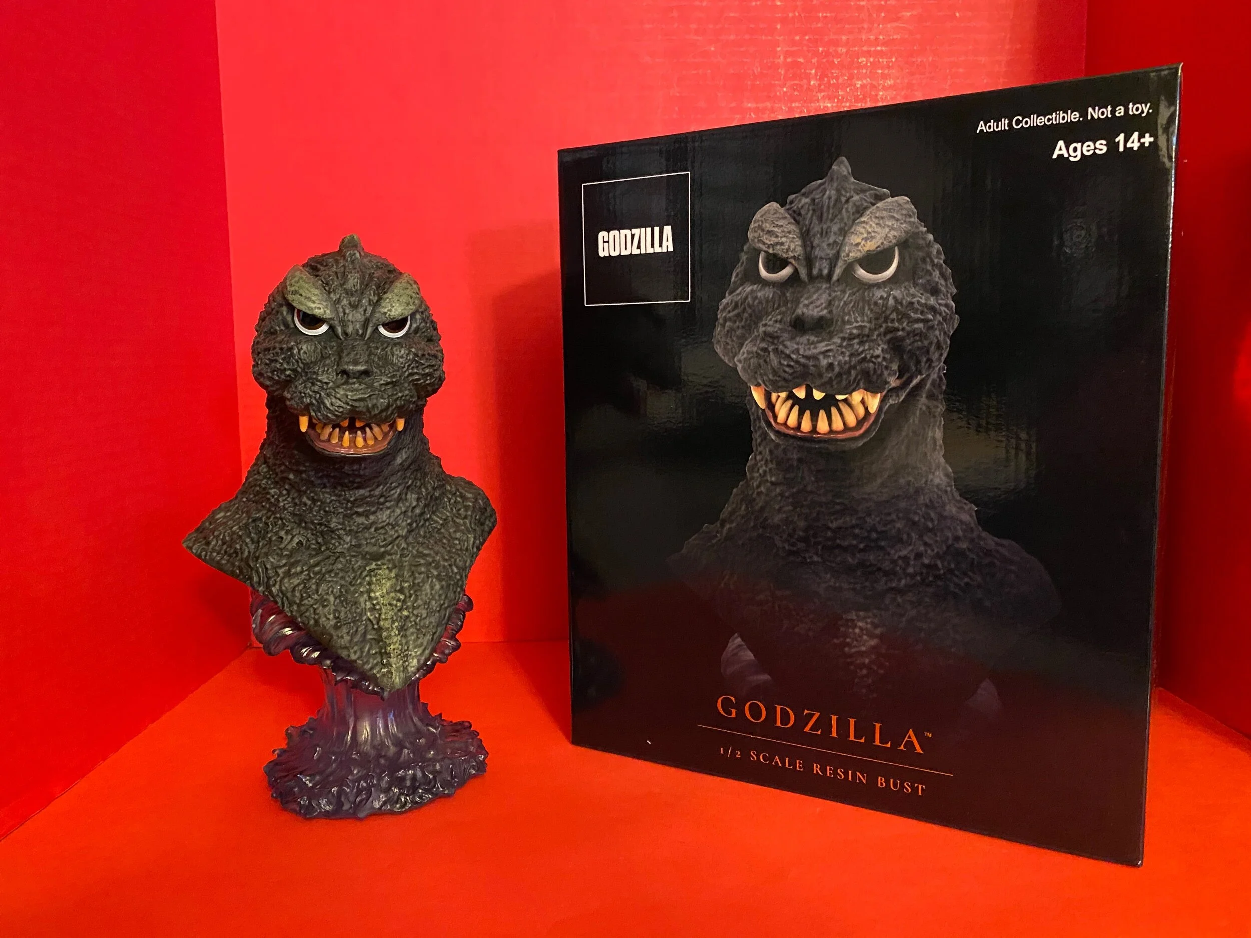 Godzilla '64 Bust by Diamond Select Toys — Vampire Robots