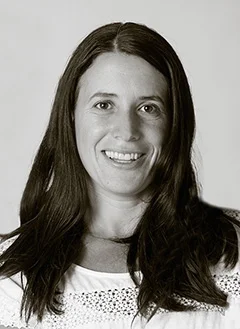 Rachelle-BIO.jpg