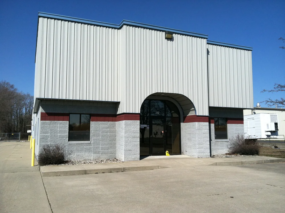 631-Collins-best-exterior.jpg