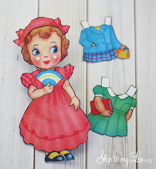 Printable Vintage Valentine Paper Doll Card from Skip to My Lou / as seen on www.GiggleHearts.com
