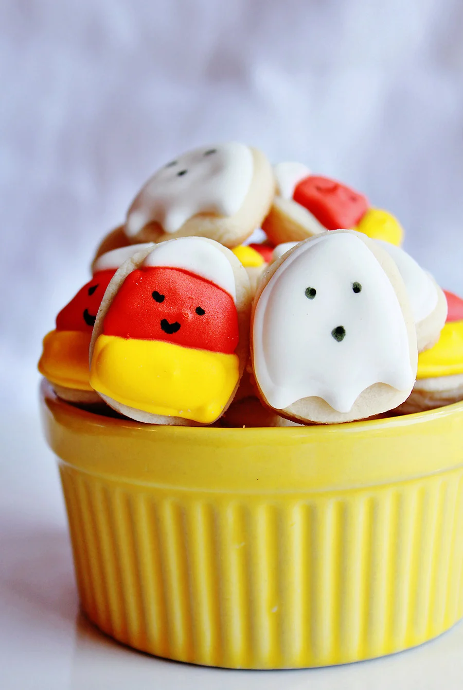 Festive Foodie Friday : Mini Halloween Cookie Nibbles