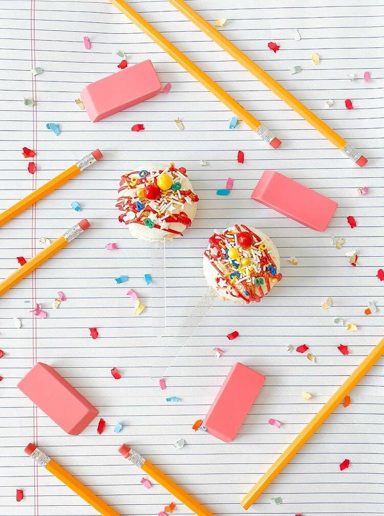Back to School Cake Pops by @kristensellentin