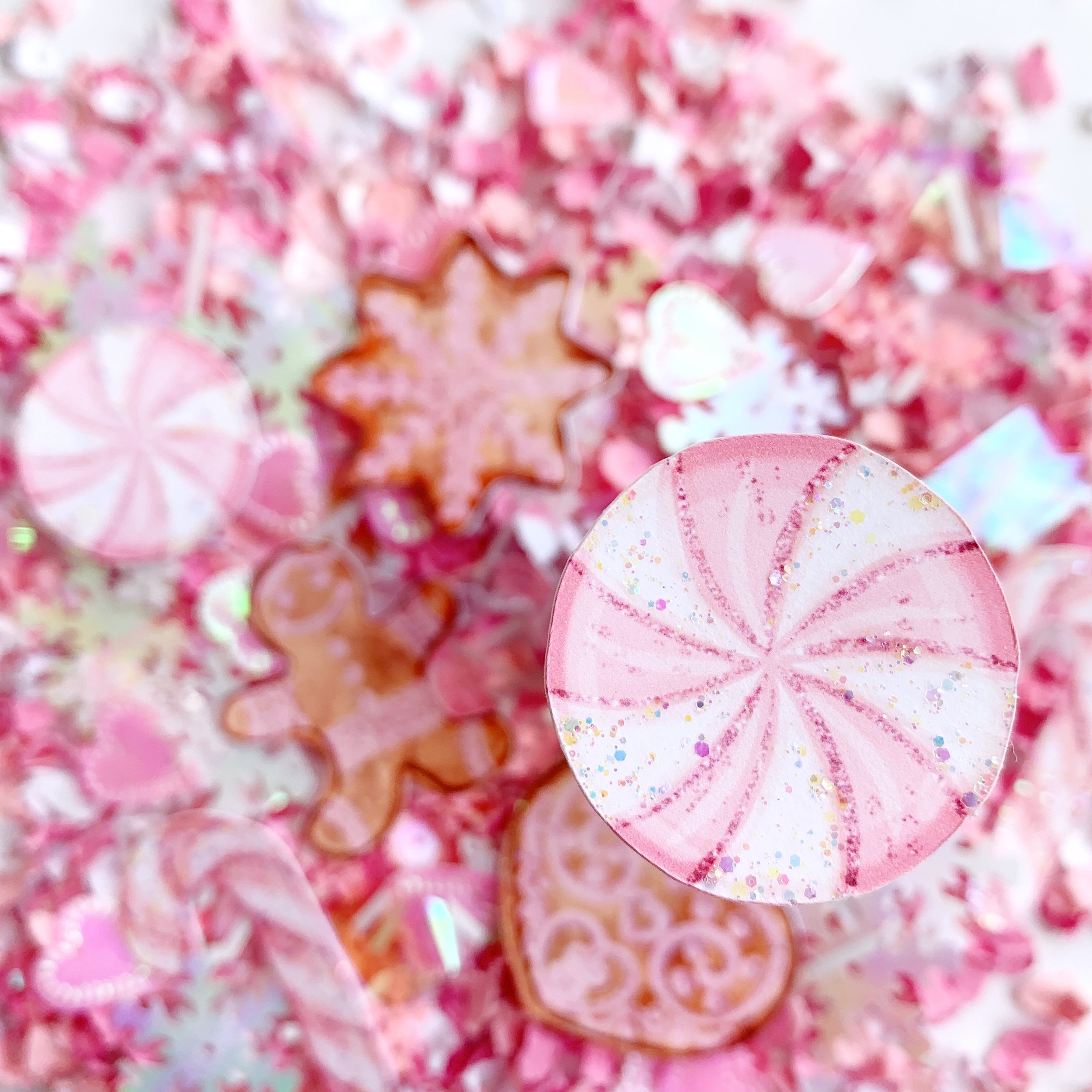 pink-gingerbread-party-confetti-1.jpeg