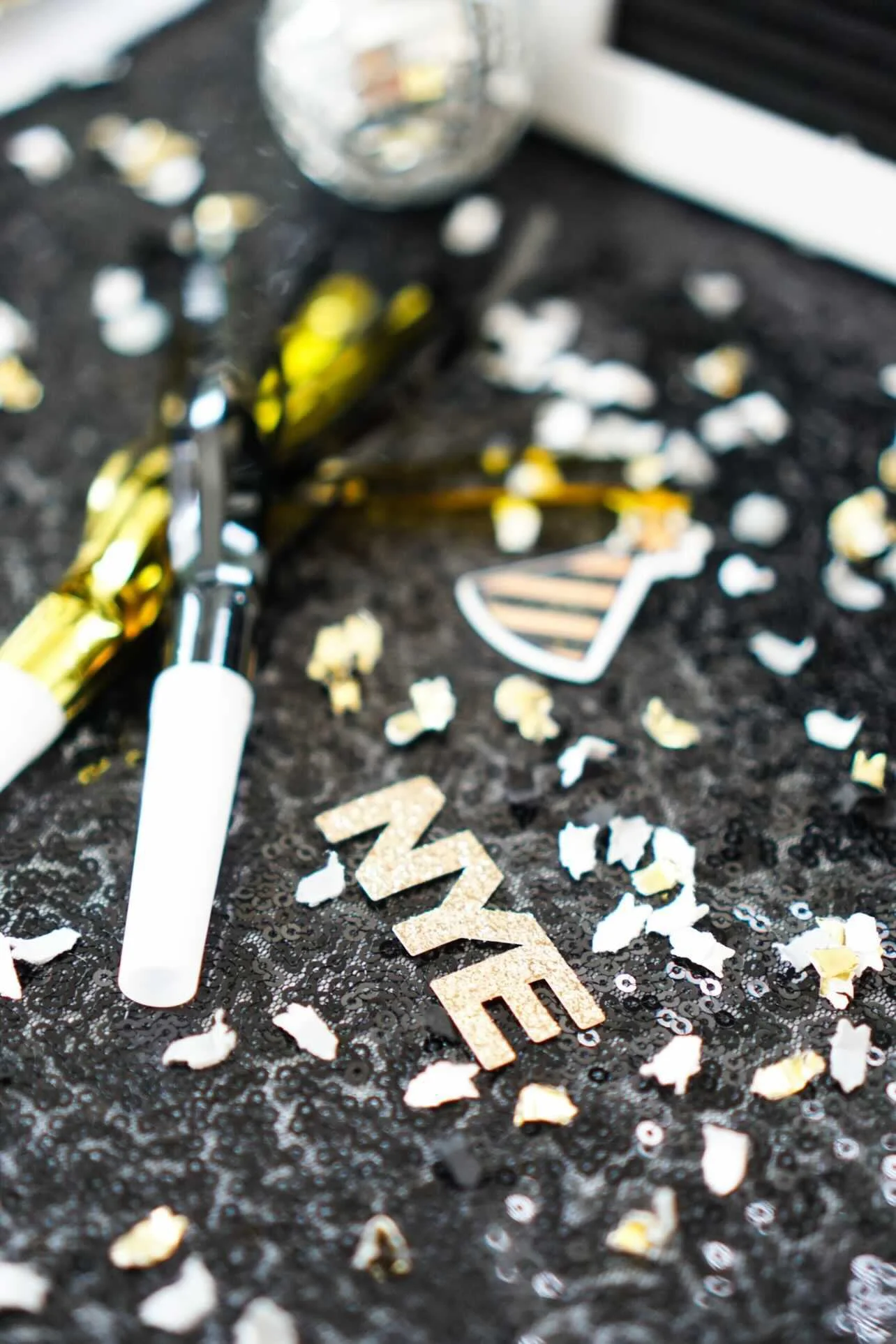new-years-eve-confetti-6.JPG