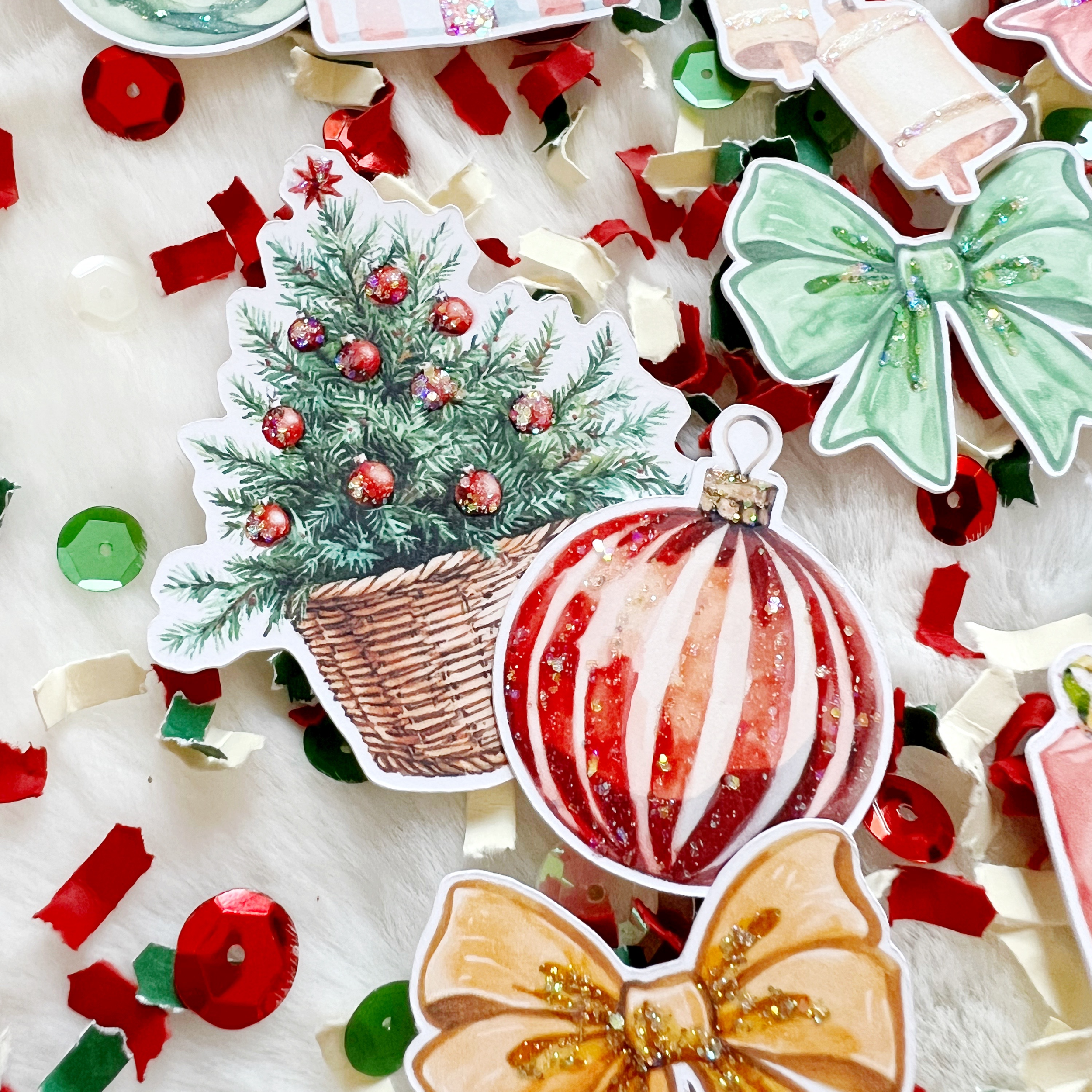 vintage-red-green-christmas-confetti-7-sq.png