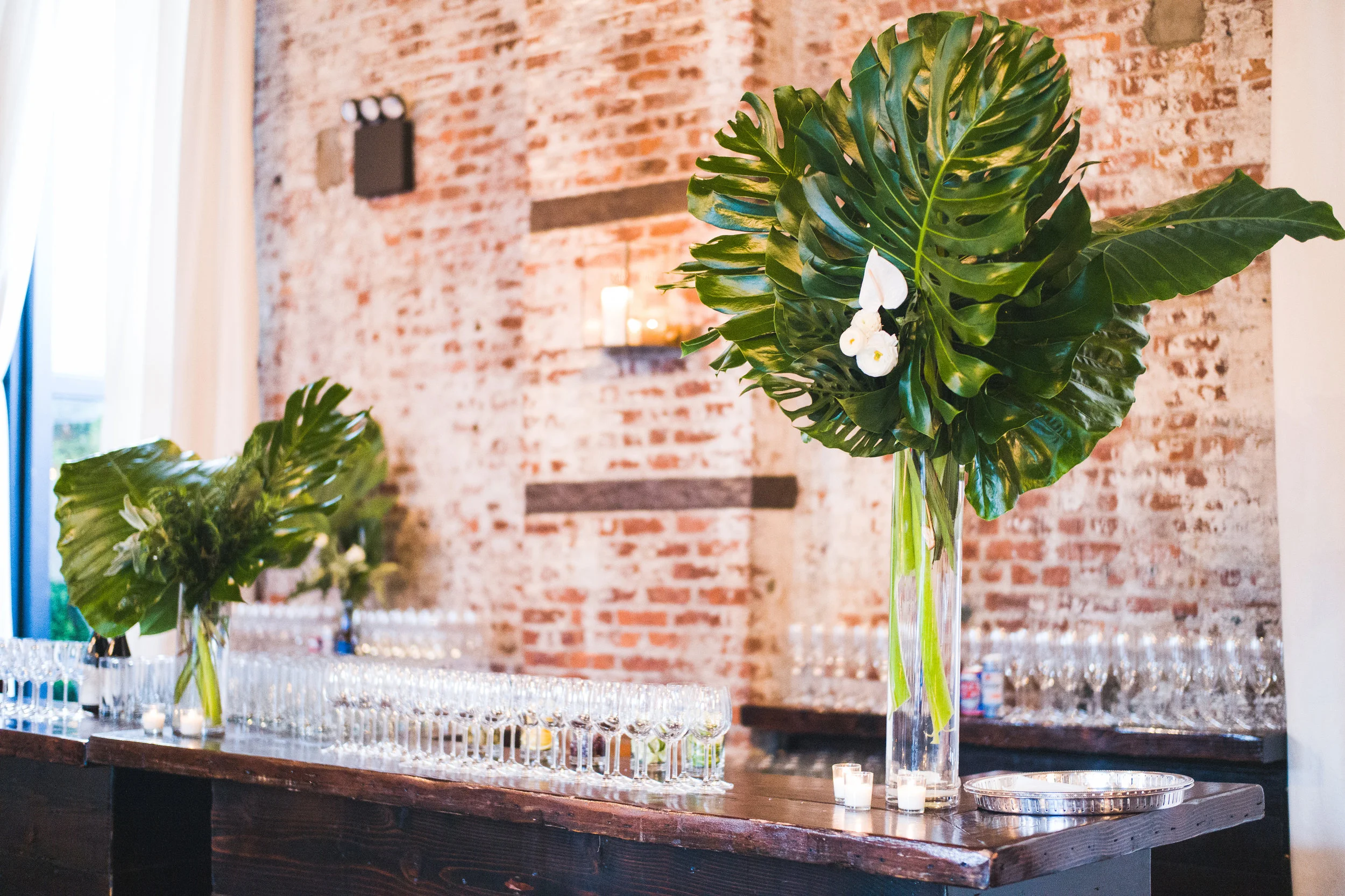 tropical bar.jpg
