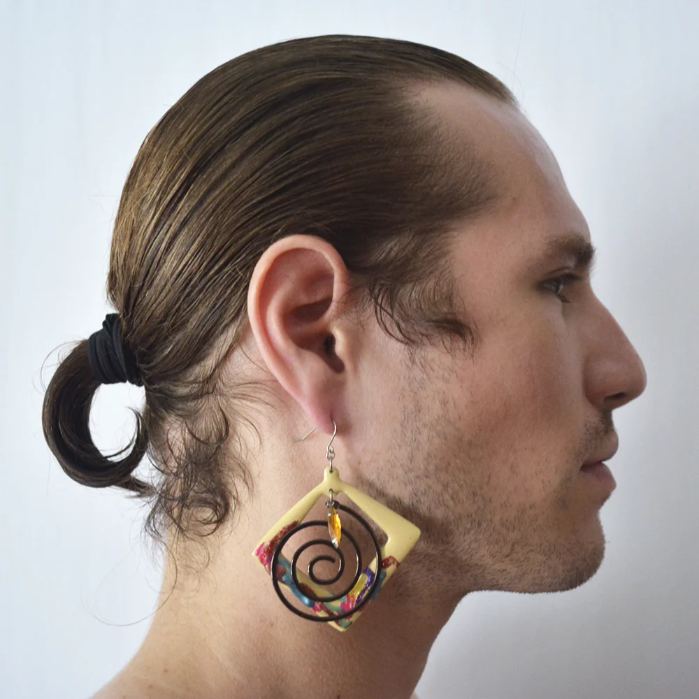 earring 35 leon side.jpg