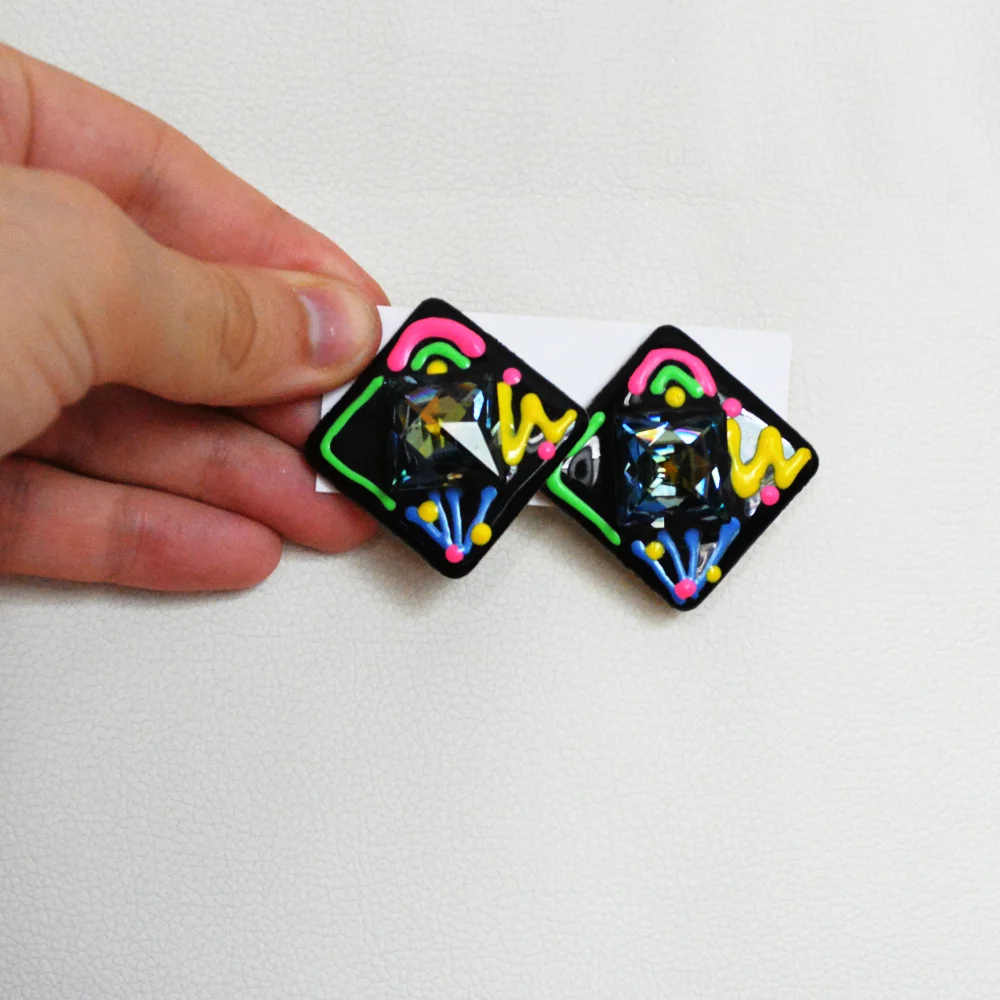 earring 178 white.jpg