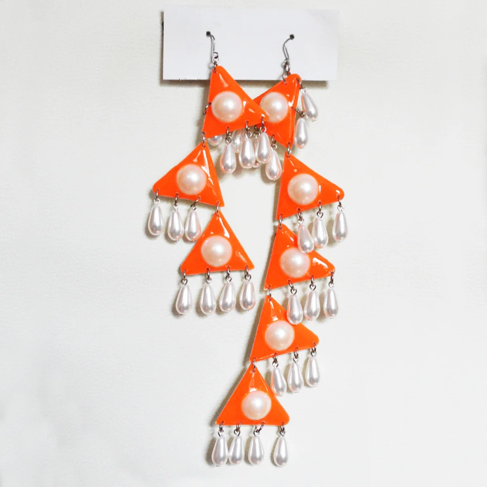 earring 196 white.jpg