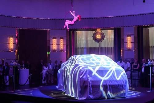 Bright-Entertainment-Mercedes-Benz-Presentation-S-Class (5).jpg