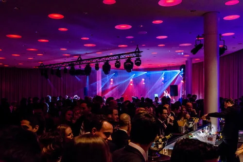 Bright-Entertainment_KPMG_Xmas (5).jpg