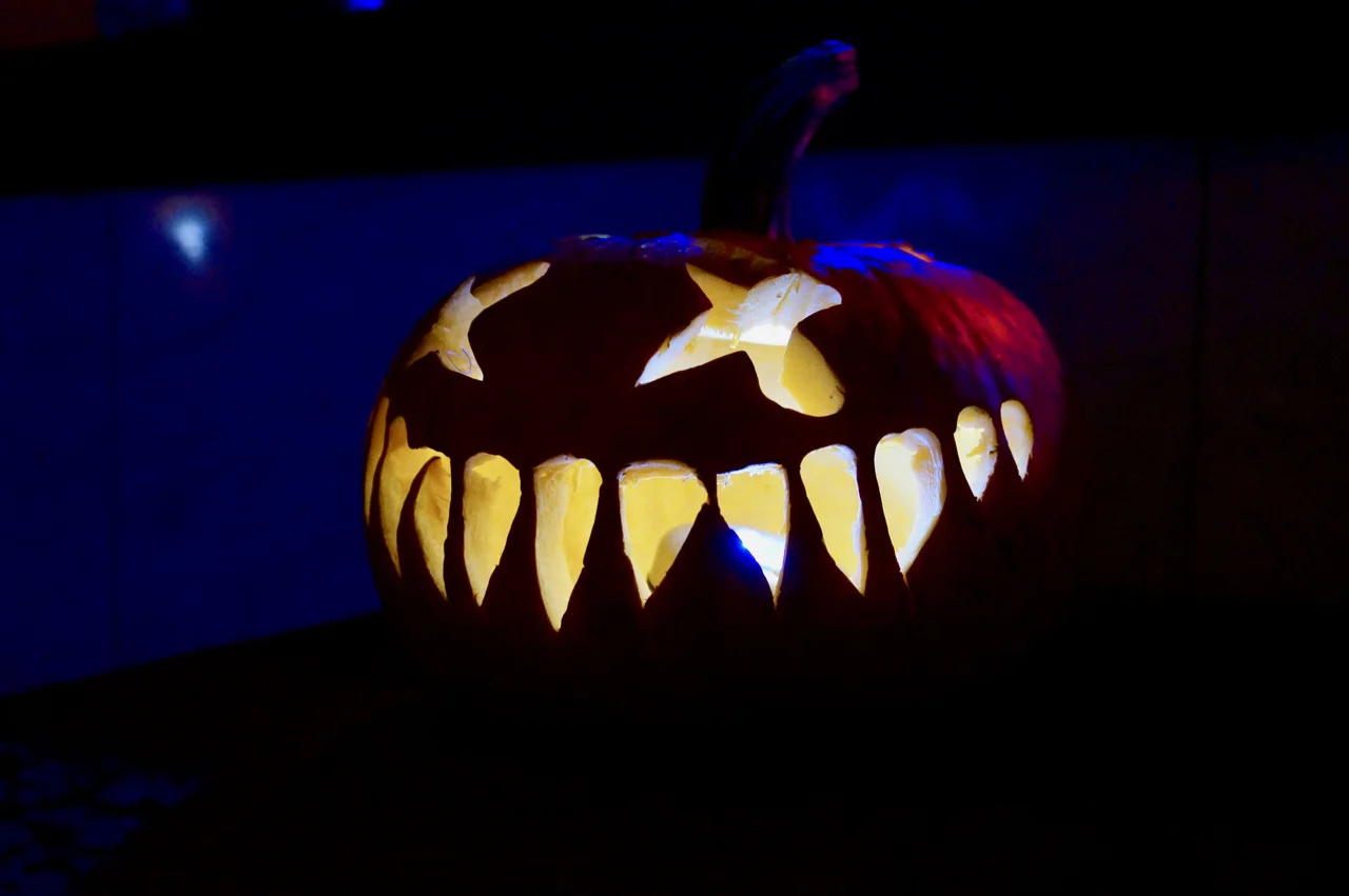 Halloweenská Pelhřimovská tančírna 2016 - 22.jpg