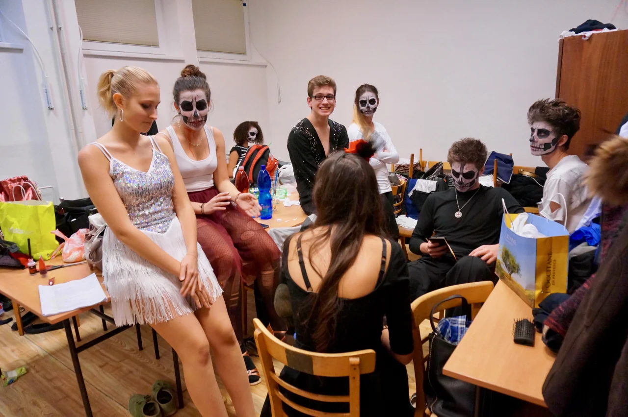 Halloweenská Pelhřimovská tančírna 2016 - 48.jpg