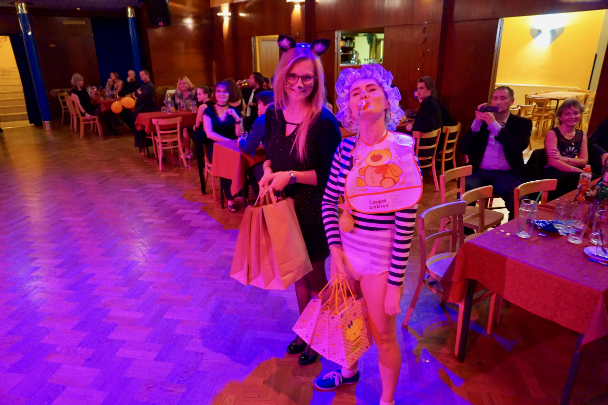 Halloweenská Pelhřimovská tančírna 2017 - 57.jpg
