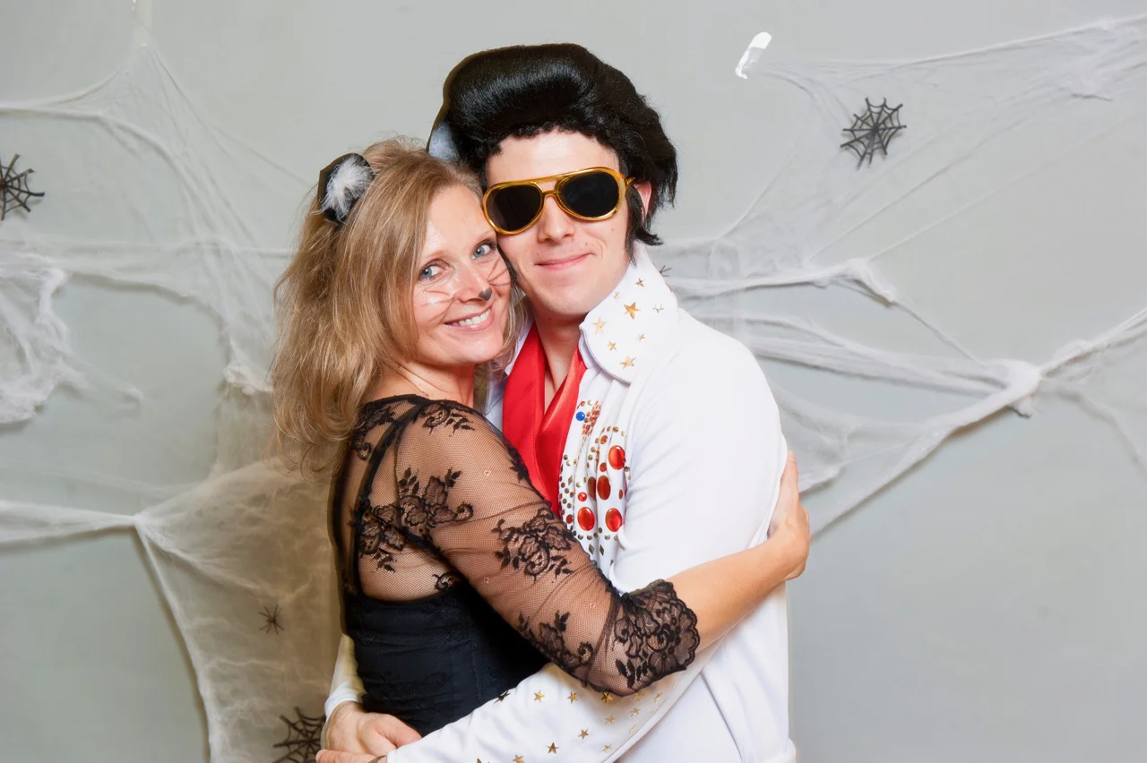 Halloweenská Pelhřimovská tančírna 2017 fotokoutek - 71.jpg