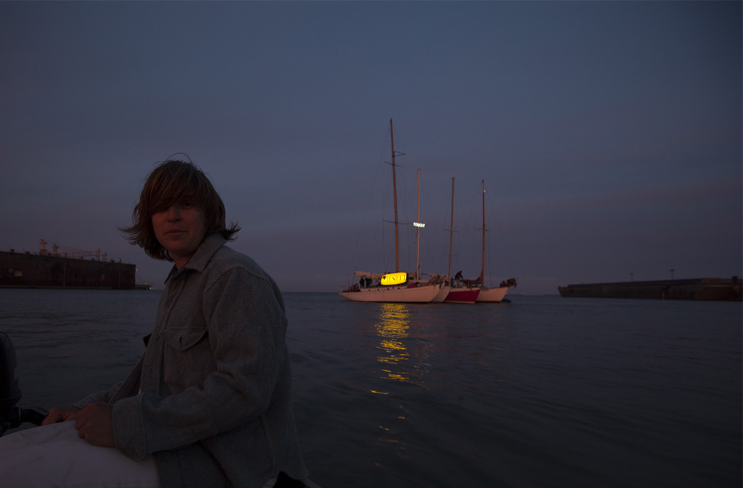 WEBSITECONNIESBOATSBEHIND.jpg