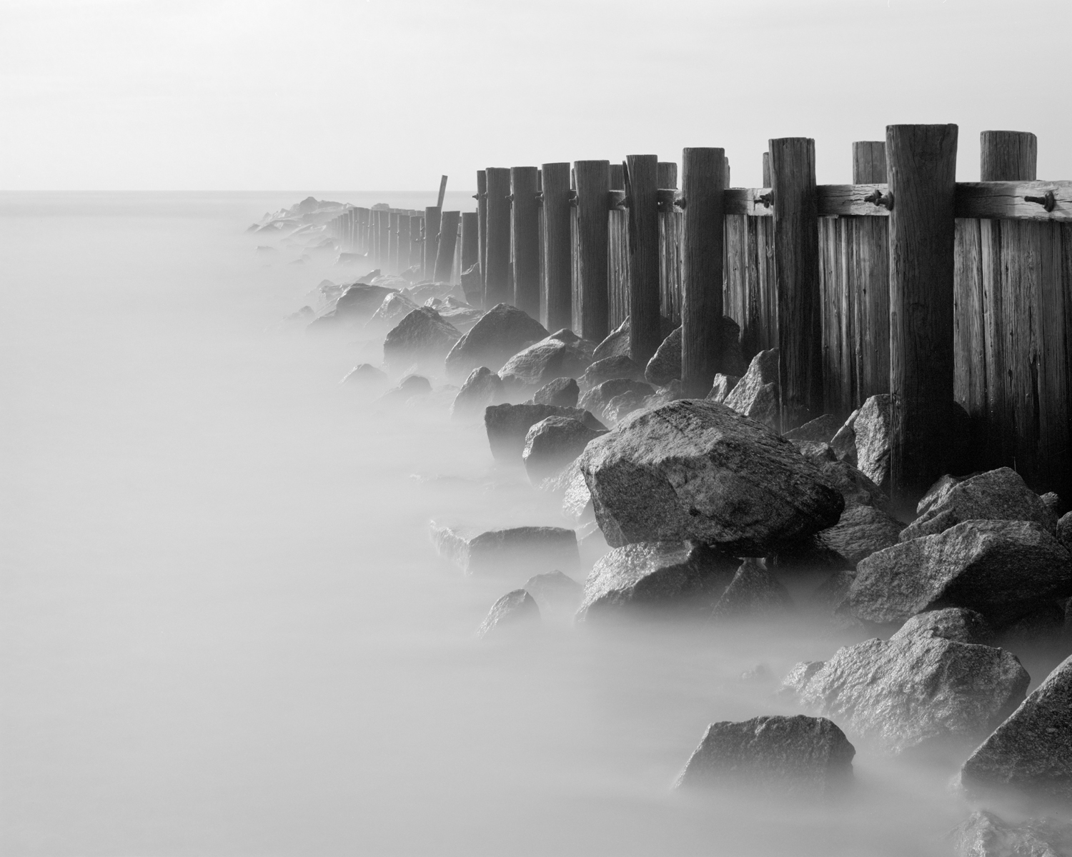 Bulkhead and jetty