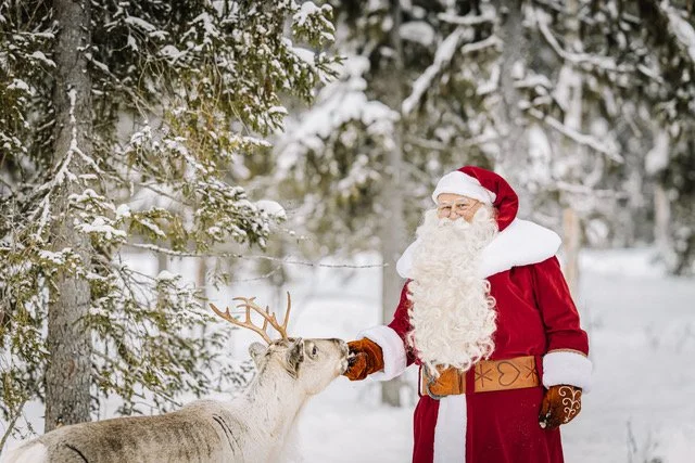 Meet the REAL Santa Claus from the Arctic Circle — Right Here in New York City!