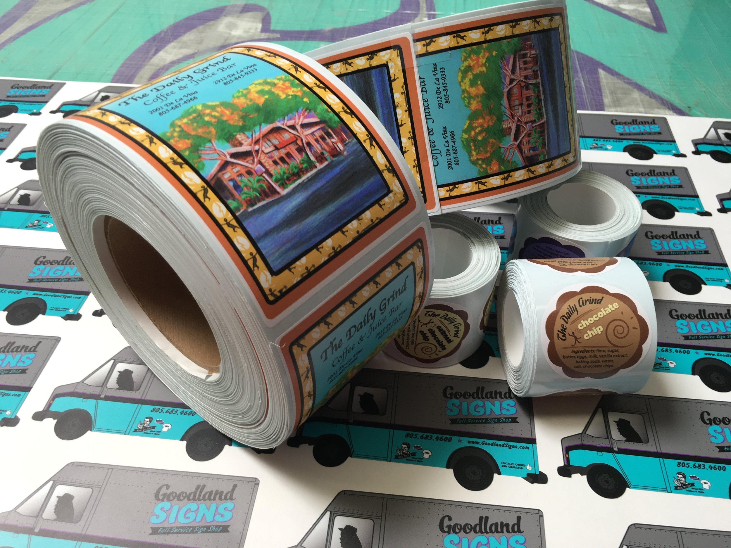 Labels on rolls or sheets