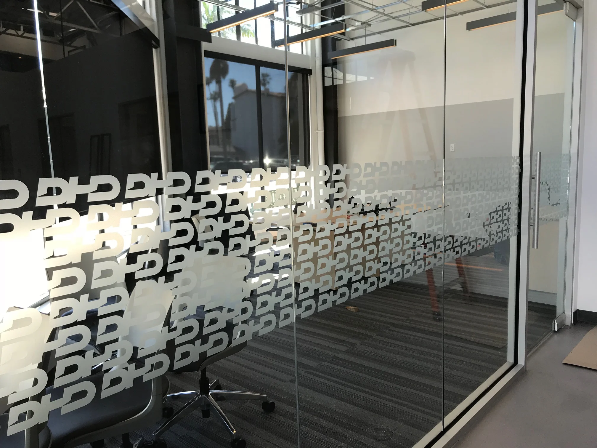 frosted-logo-step-repeat.jpg