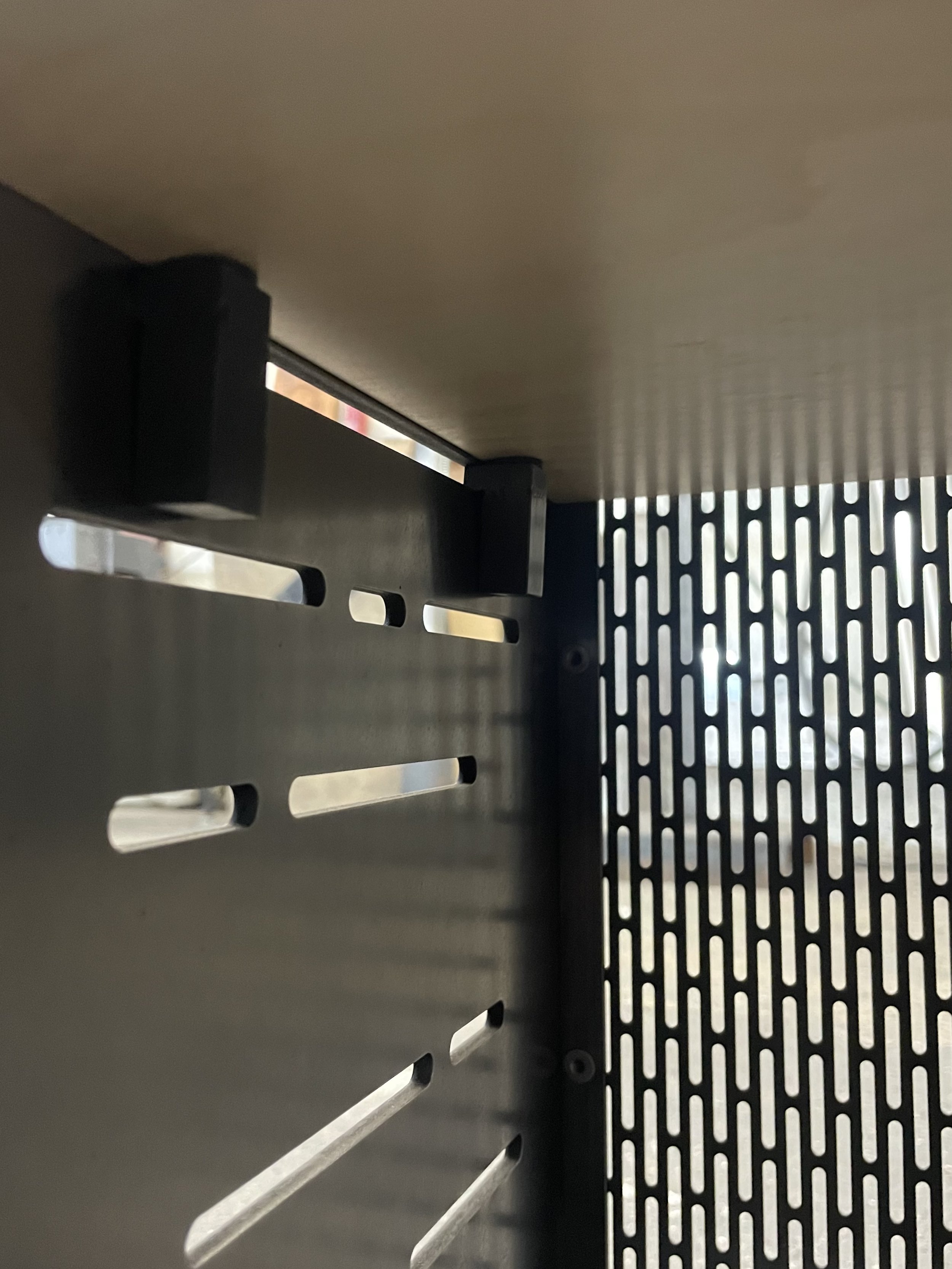 Megan Modular Desk - Detail