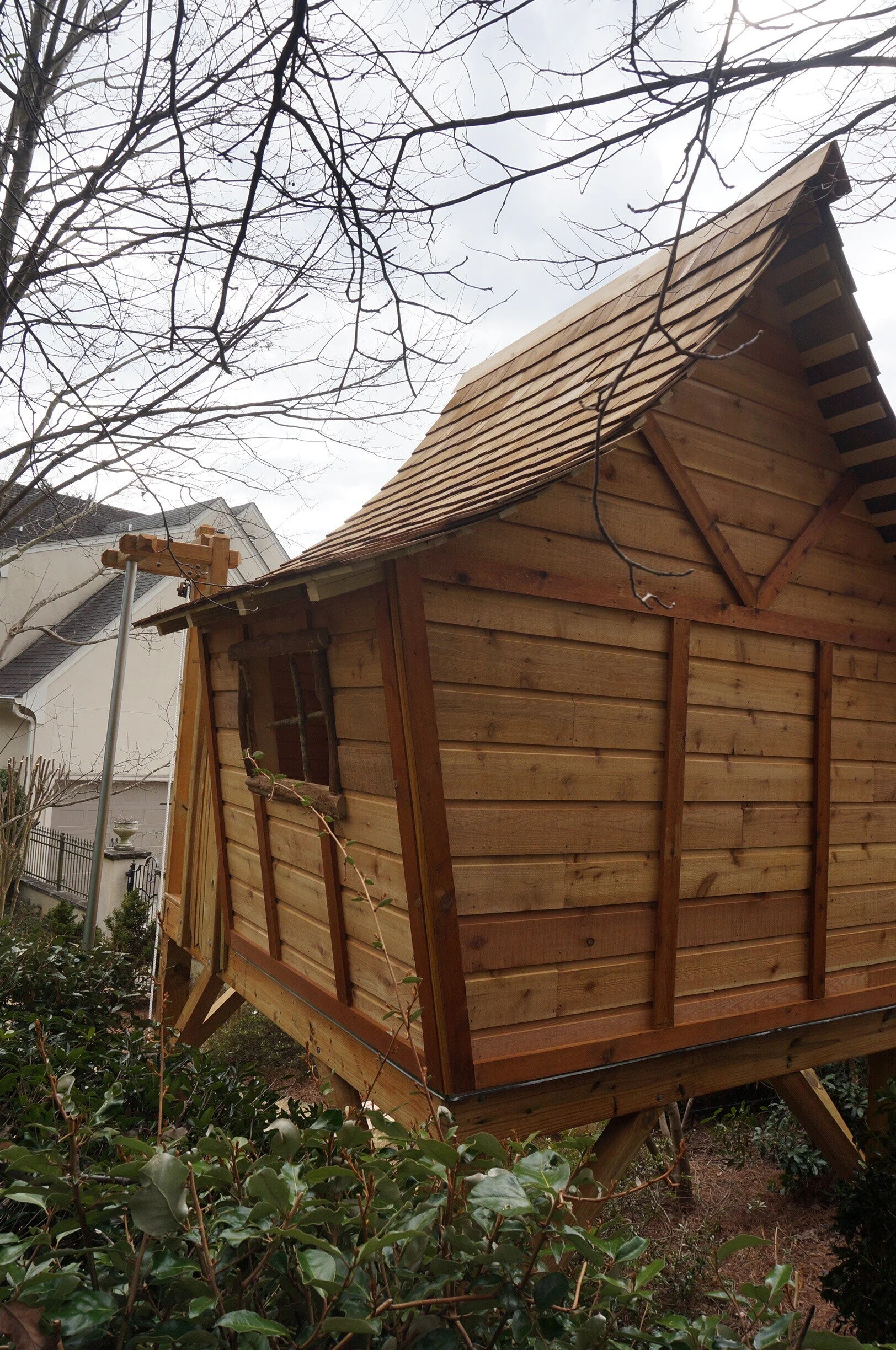 Whimsical Treehouse on Posts(24).JPG