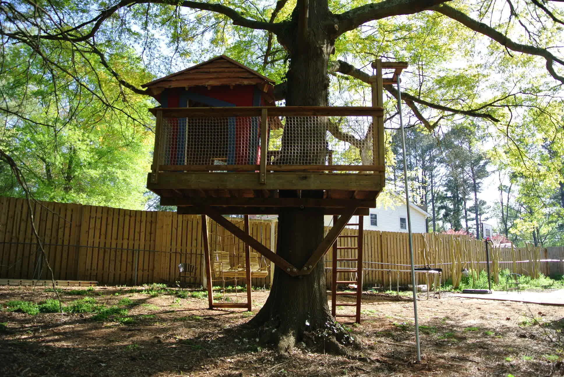 BERT SHOW GIFT TREEHOUSE DSC_5233.JPG