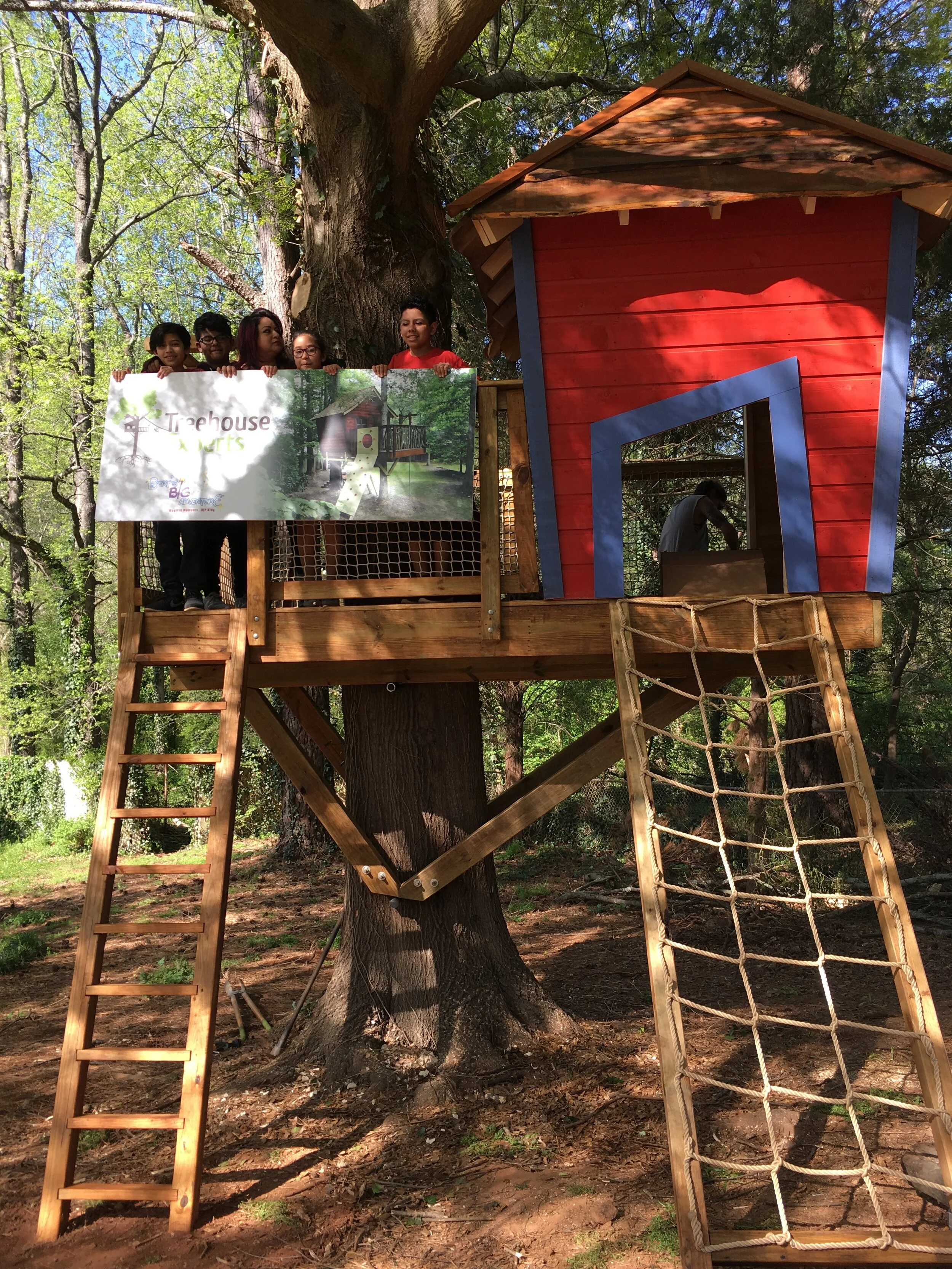 BERT SHOW GIFT TREEHOUSE IMG_1629.JPG