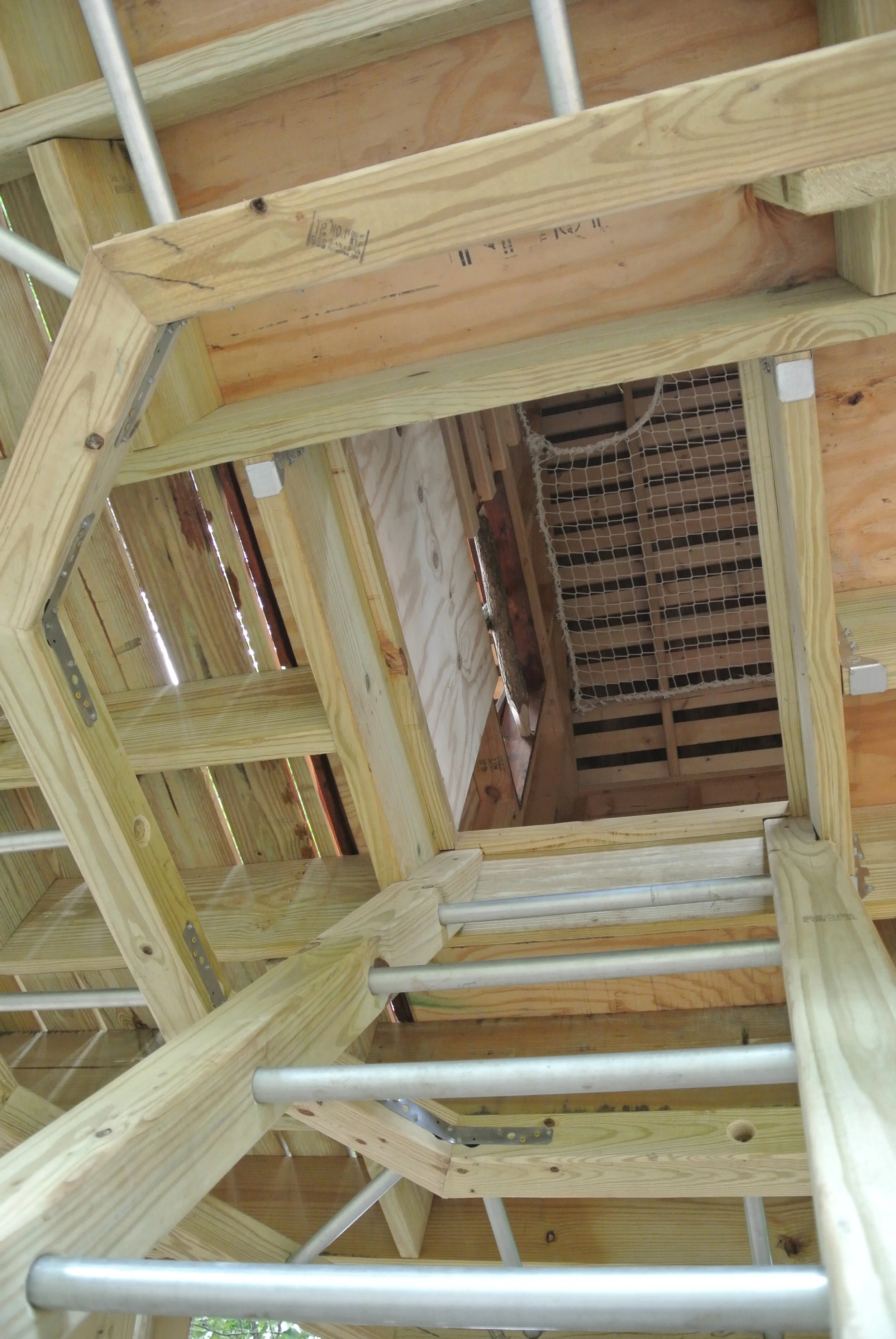 Whimsi enjoyment s'amuser cabane treehouse DSC_4980.JPG