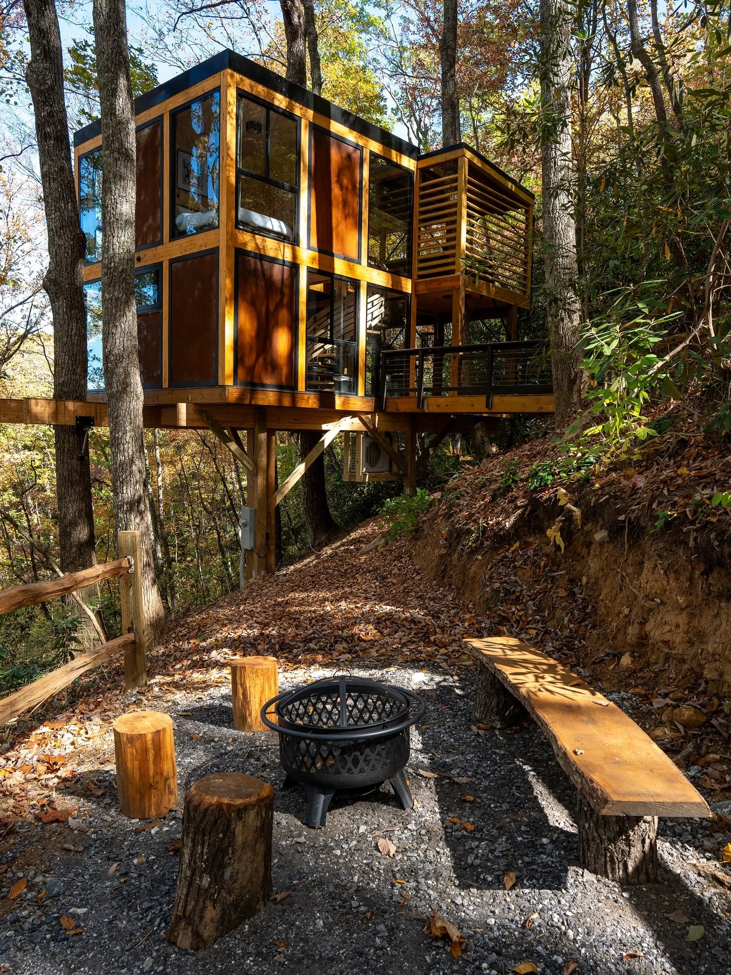 Grateful for life's simple pleasures &mdash; cozy spaces, warm hues, and the happiness they create. Appreciative of our talented crew who bring them to life and our clients who put their faith in us.
Wishing you all a joyful Thanksgiving! 🧡🌳

📍Hig