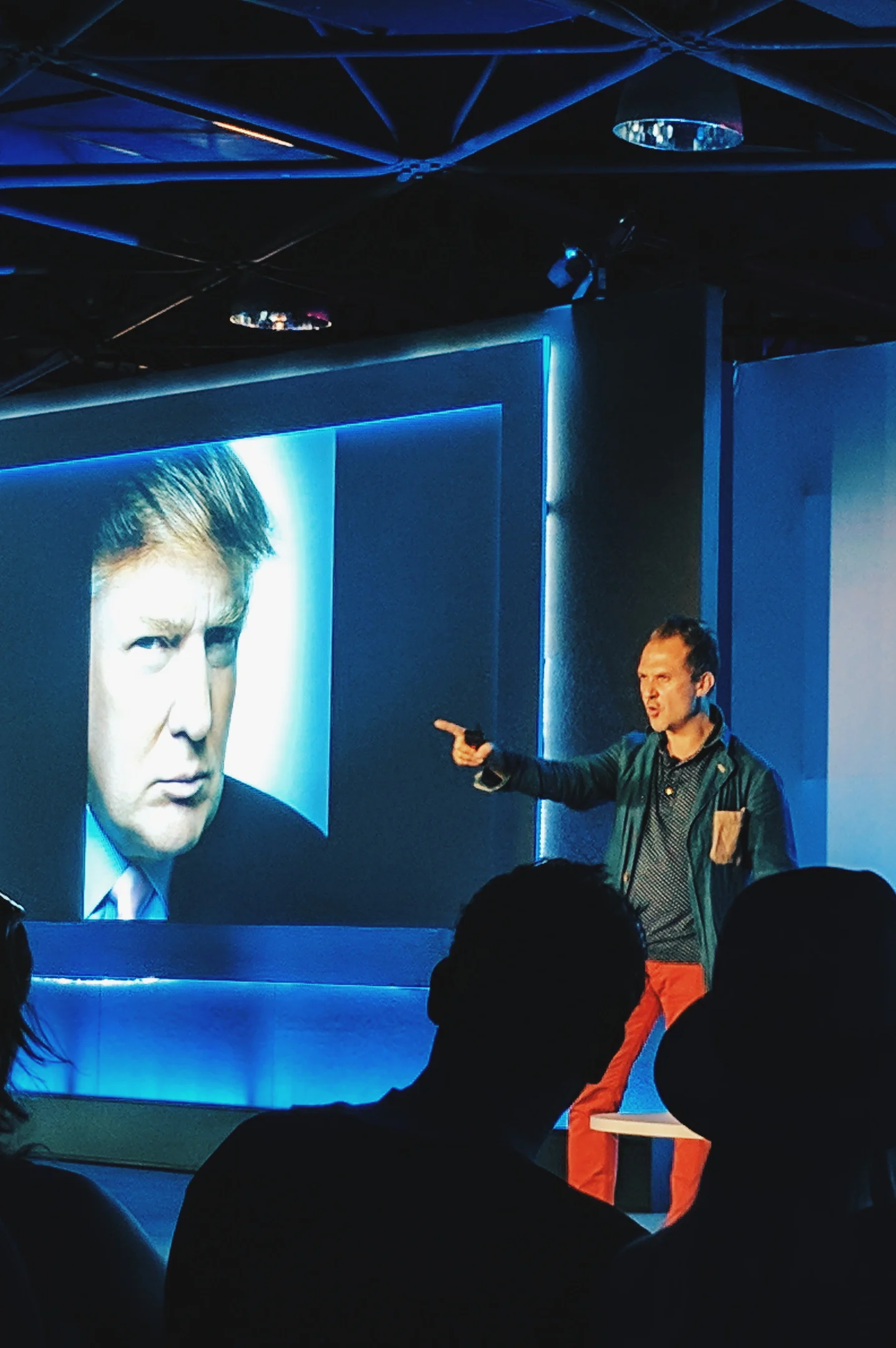 Photographer Platon was an engaging storyteller; he had half the audience tearing up