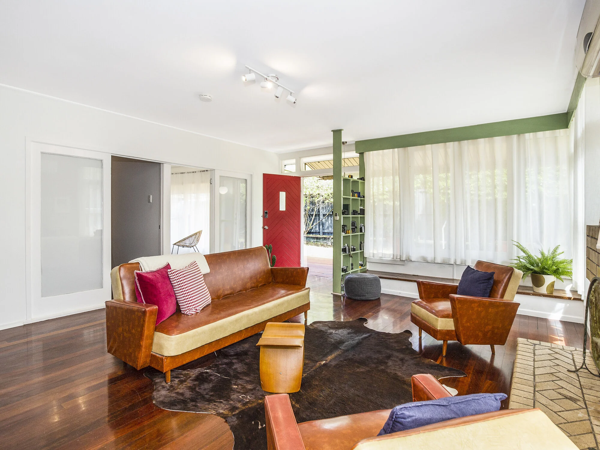 010_Open2view_ID603183-230_Chatsworth_Road__Coorparoo.jpg