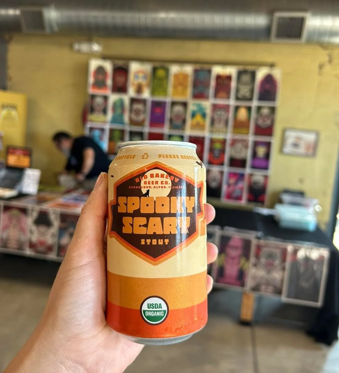 Getting spooky up in here!  Join us from 11:30-3:30 for the Holiday Fears Market!  Shop from local artisans with spooky, creepy, halloweeny books, jewelry, resin, crochet, illustrations, photos, candles, and more!

See us at the bar for all your Pias