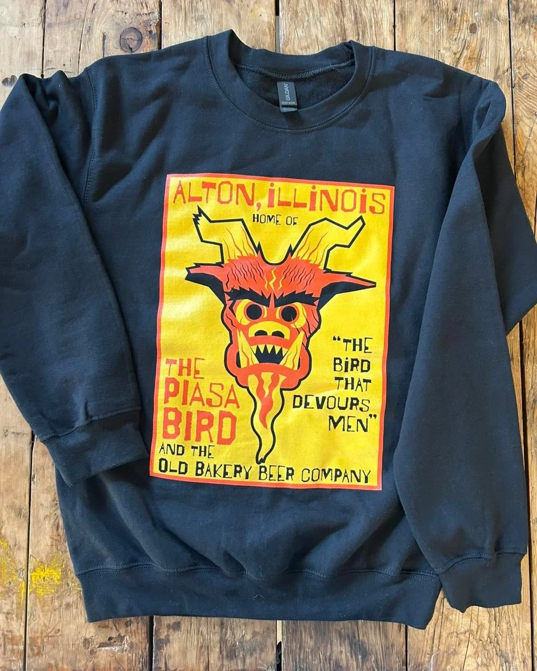 Hey Yall!  I knoowwww you want more Piasa bird shirts.  Getting ready to place the order.  Do you want crew neck sweatshirts, long sleeve Ts, short sleeve Ts?  Let me know!