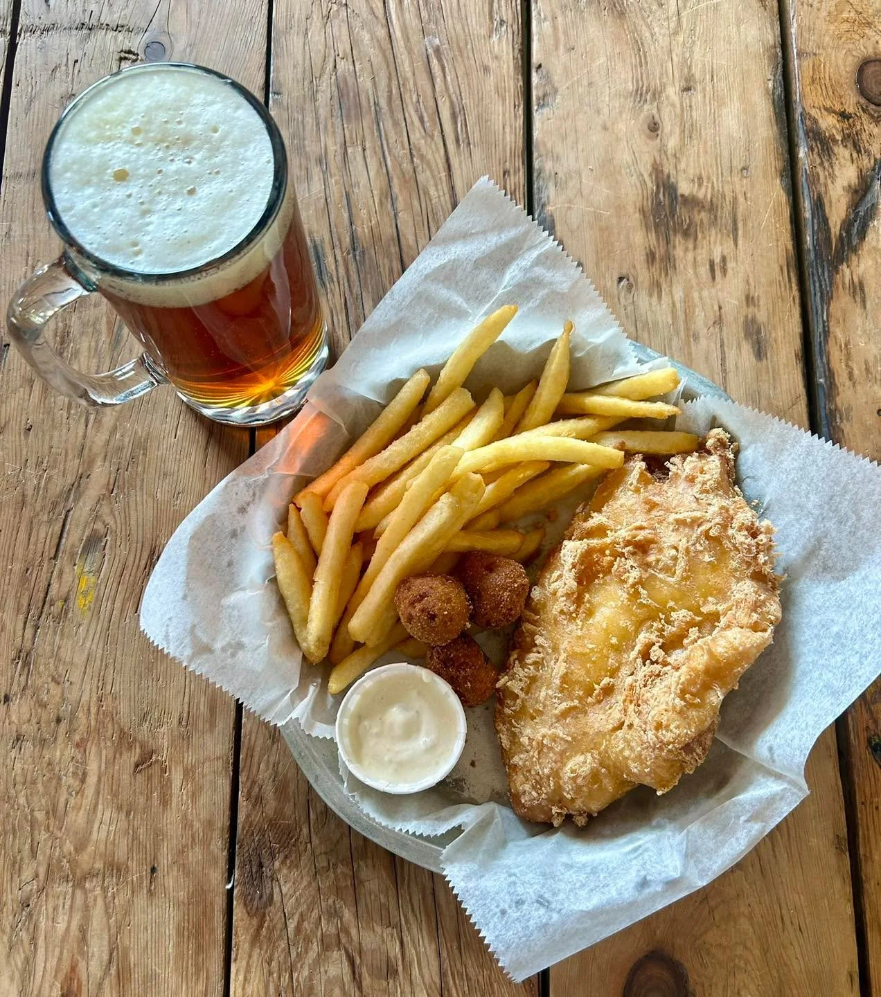 We might serve beer battered fish and chips every Friday, but today starts the oFISHial fish fry season!  Soo, come and get it?  And perhaps pair it with a 🍺. Just a suggestion