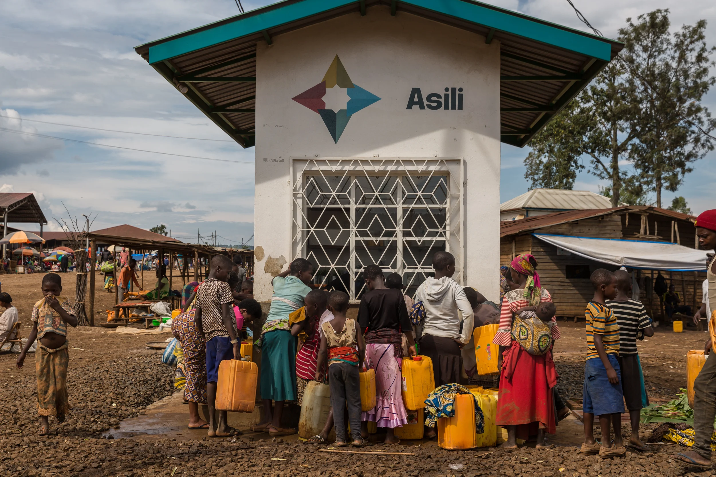 It is estimated that half of the population of Congo lacks access to clean, safe drinking water. An initiative of the American Refugee Committee, Asili is a social enterprise providing access to healthcare, micro financing and access to clean water in parts of the country where people once walked for miles to gather what was often contaminated water. Now, patrons pay a nominal fee ($.006) to fill a jerry can of water at a clean water kiosk; though the concept of paying for water is relatively new, attitudes are slowly changing as individuals become personally invested in the Asili model, willing and proud to pay for value and for a system that is creating a better future for Congo. 10.14.2017