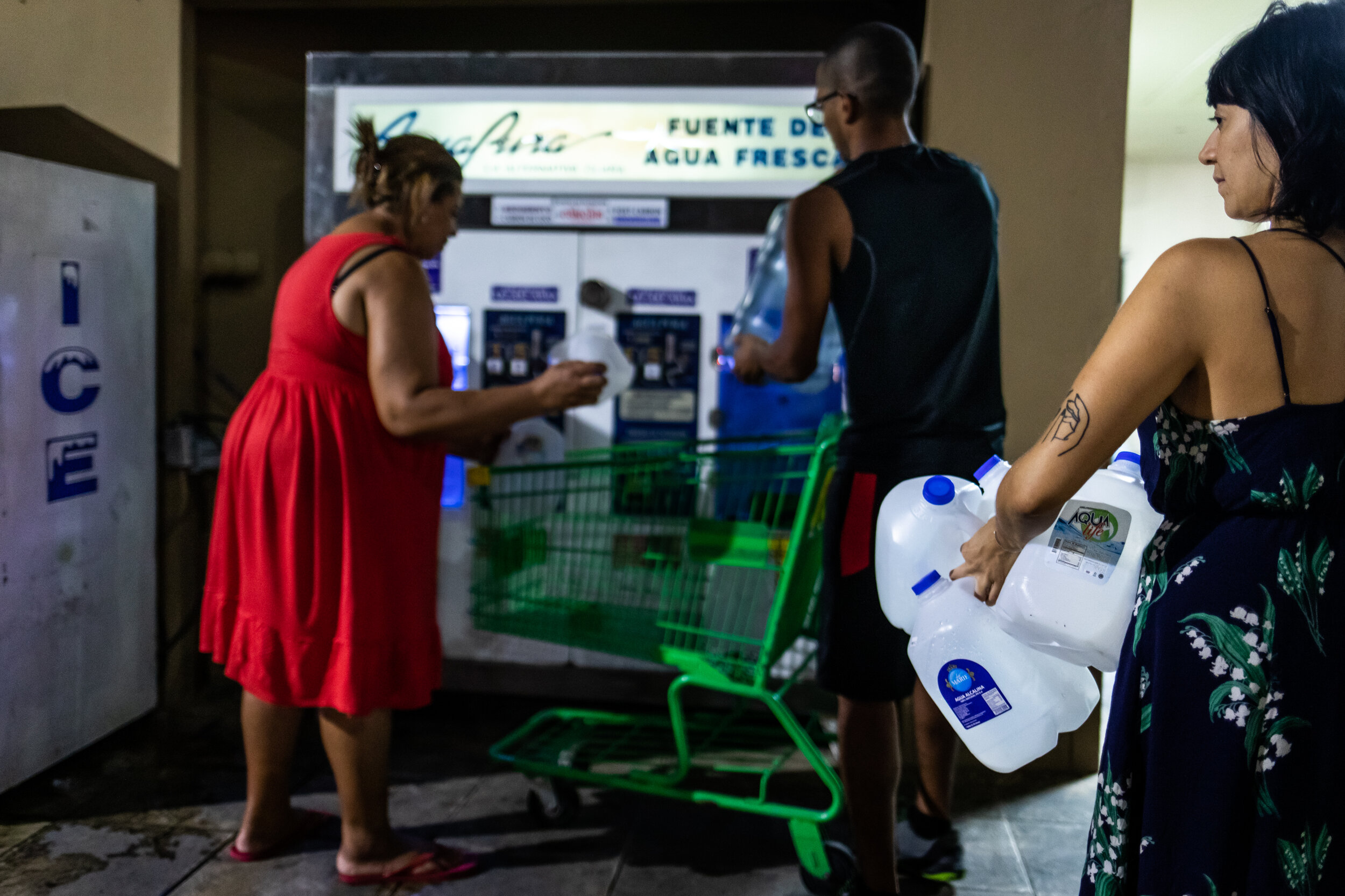 Though most reports assert the tap water in San Juan is safe to drink some residents continue to seek out sources to bottle their own. SuperMax, a 24/7 grocery-store chain popular on the island, offers filtered water; a small line can be seen waiting much of the day and into the evening.