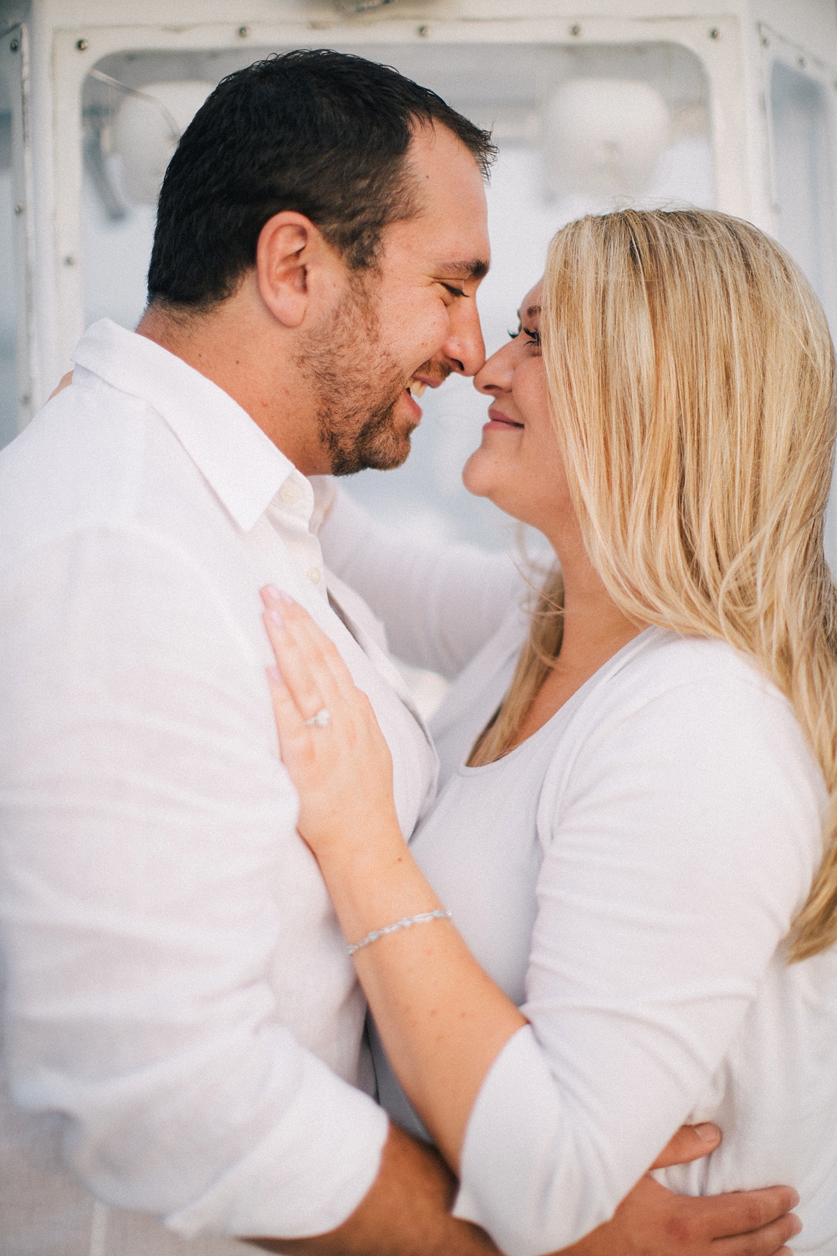 nj-top-wedding-photographer-engagement-session-boat-navasink_0005.jpg